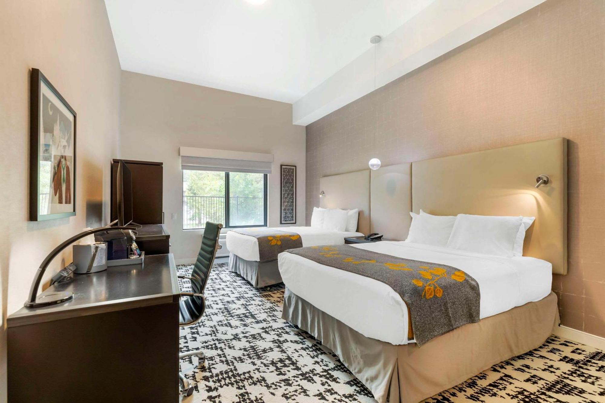 Cambria Copper Mountain Frisco