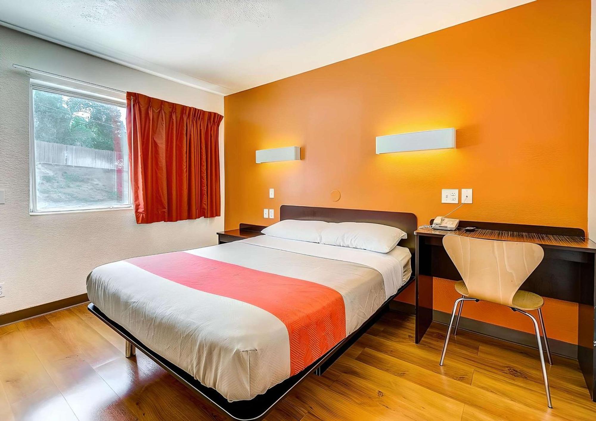 Inn Park By Radisson, 2*