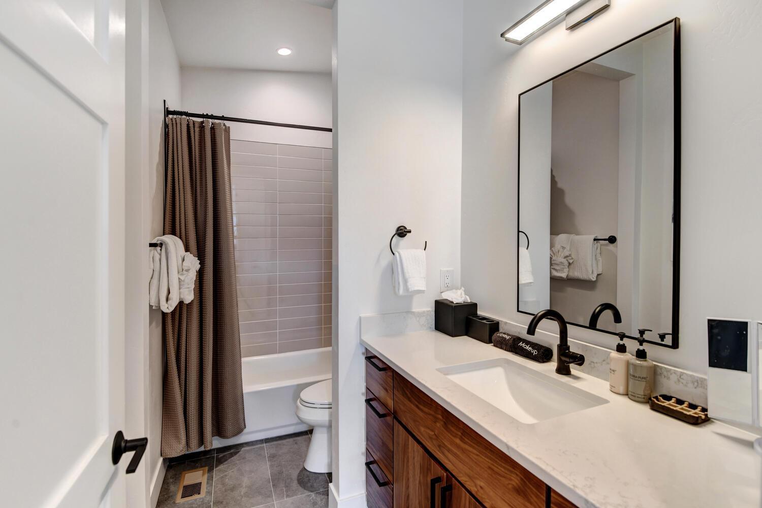 Luxury 411 Hot Tub Great Views Price 500 Dollars Of Free Activities Daily Holiday home Winter Park