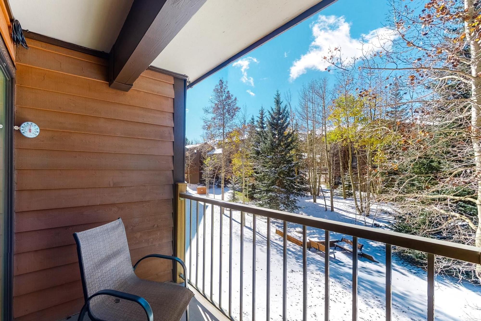 Apartment Sawmill Creek 216 *