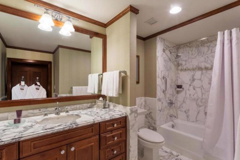 Ritz-carlton 3 Bedroom In, Out Includes Slopeside Heated Pools And Hot Tubs Apartment *