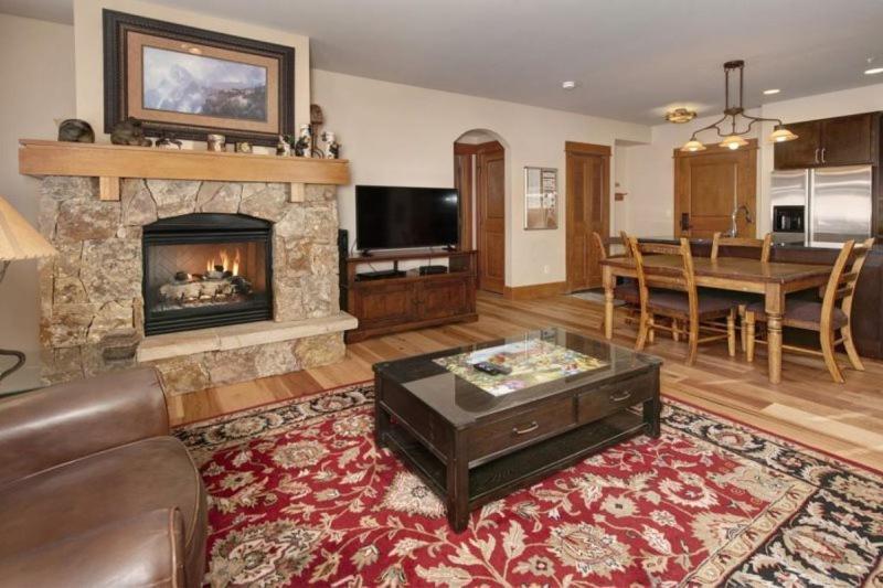 Premier 2 Bedroom In, Out Lone Eagle With The Access To Skiing In *
