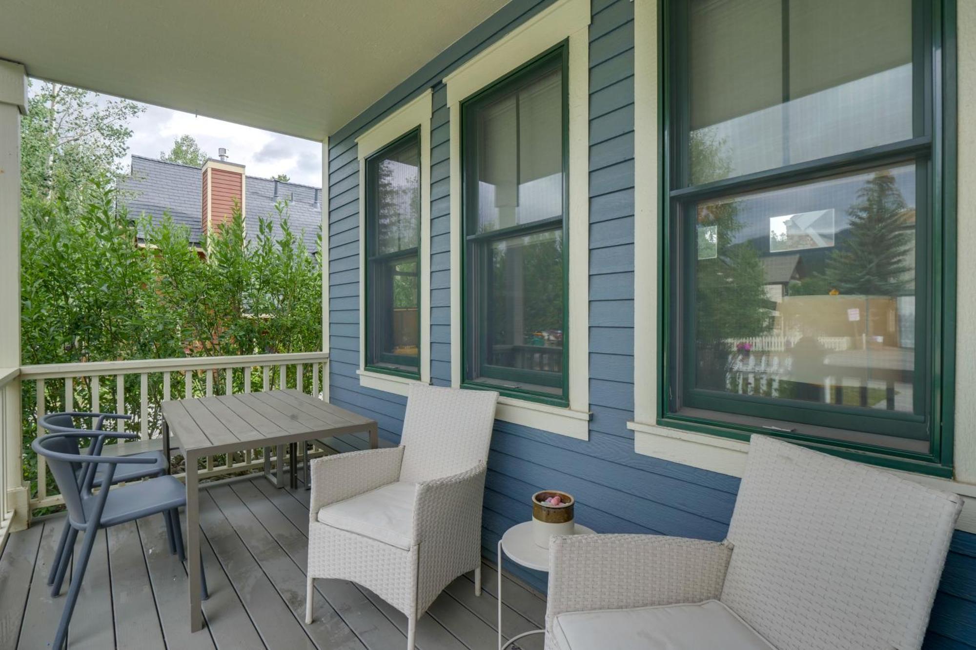 French Fox, A Downtown Escape In