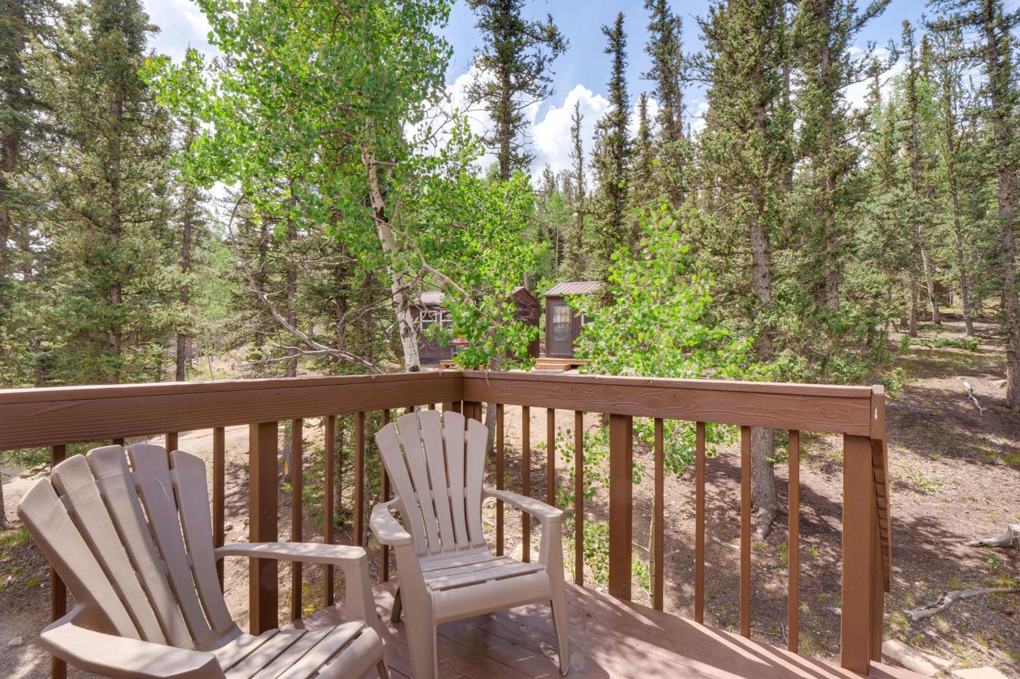Sunny Muddy Moose Cabin With Fire Pit And Mtn Views! Casa de férias *