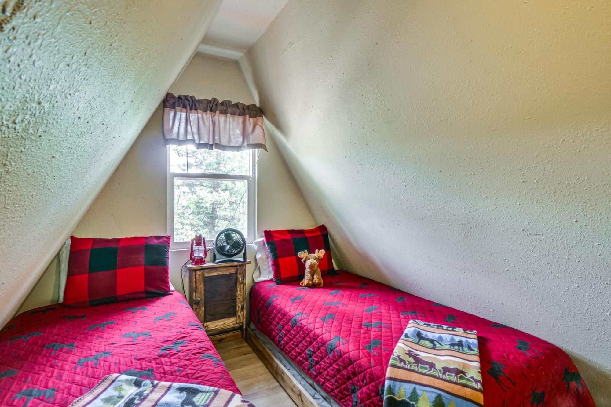 Casa de férias Sunny Muddy Moose Cabin With Fire Pit And Mtn Views! *