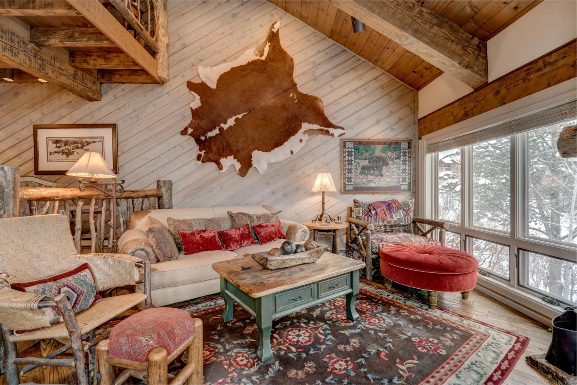 Private Hot Tub With Mountain Views, Pet Friendly, Quick Walk To Area Base Holiday home Steamboat Springs