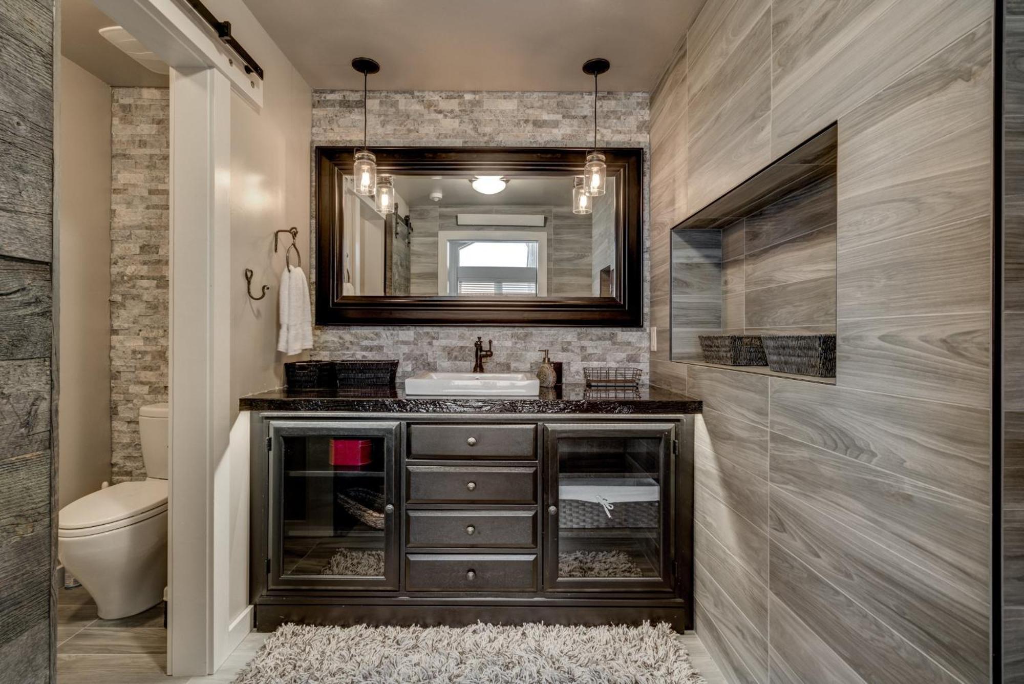 Private Hot Tub With Mountain Views, Pet Friendly, Quick Walk To Area Base Holiday home Steamboat Springs