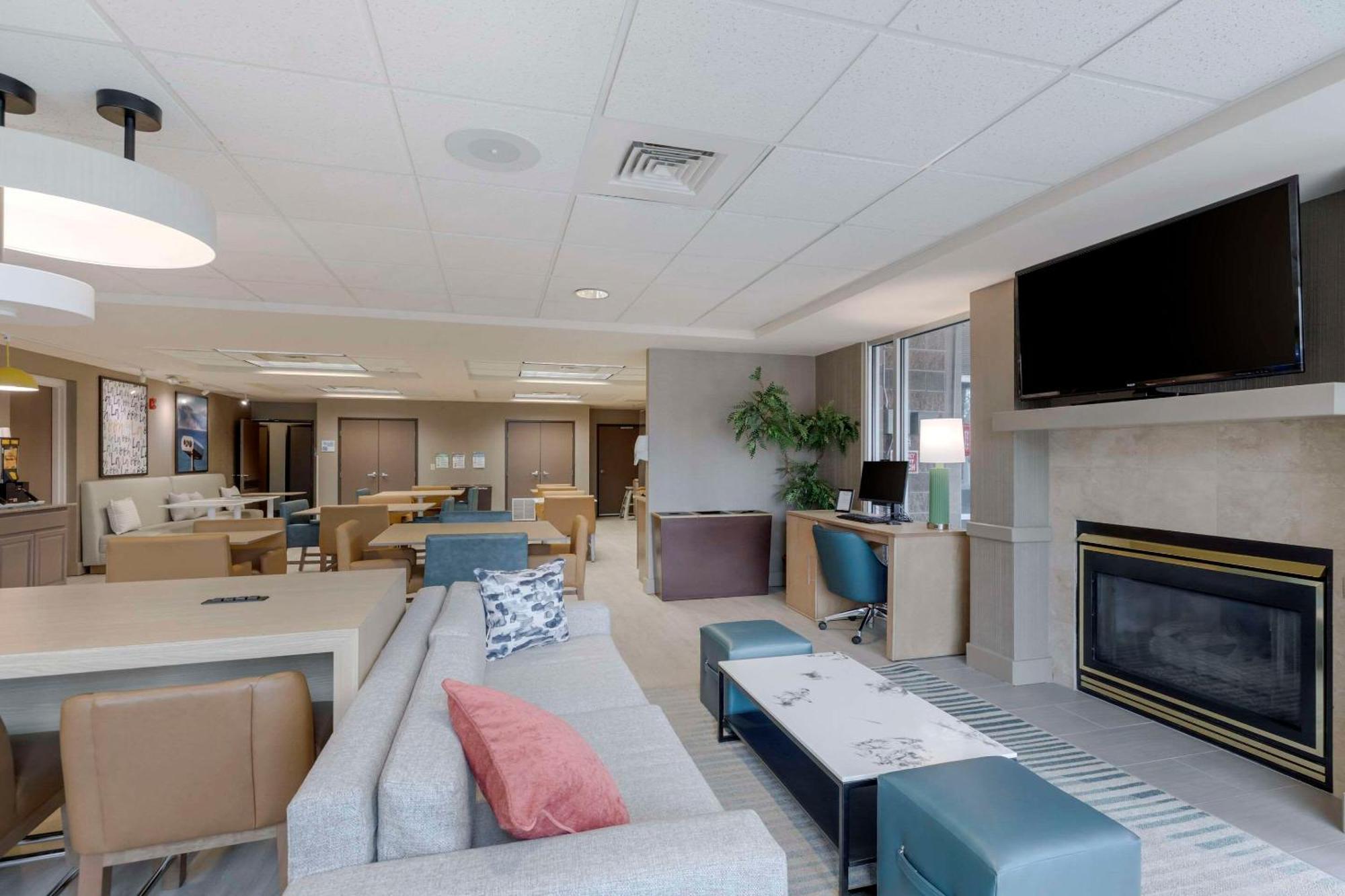 Hotel Comfort &
