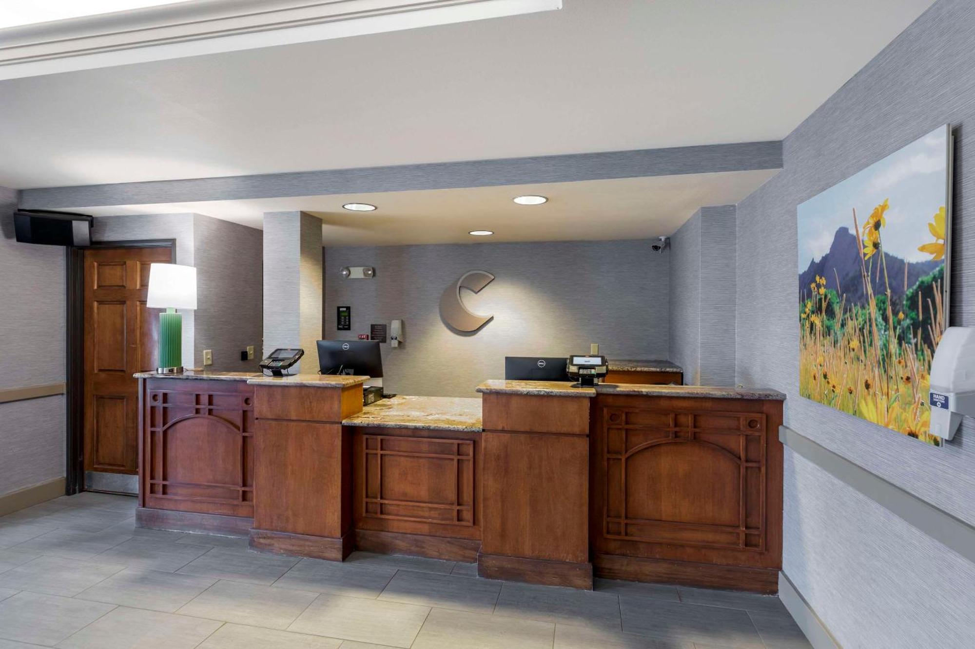 Hotel Comfort & 3*