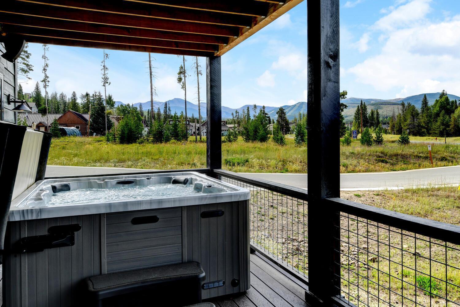 New Luxury 57 Great Views Hot Tub Price 500 Dollars In Free Activities Daily *