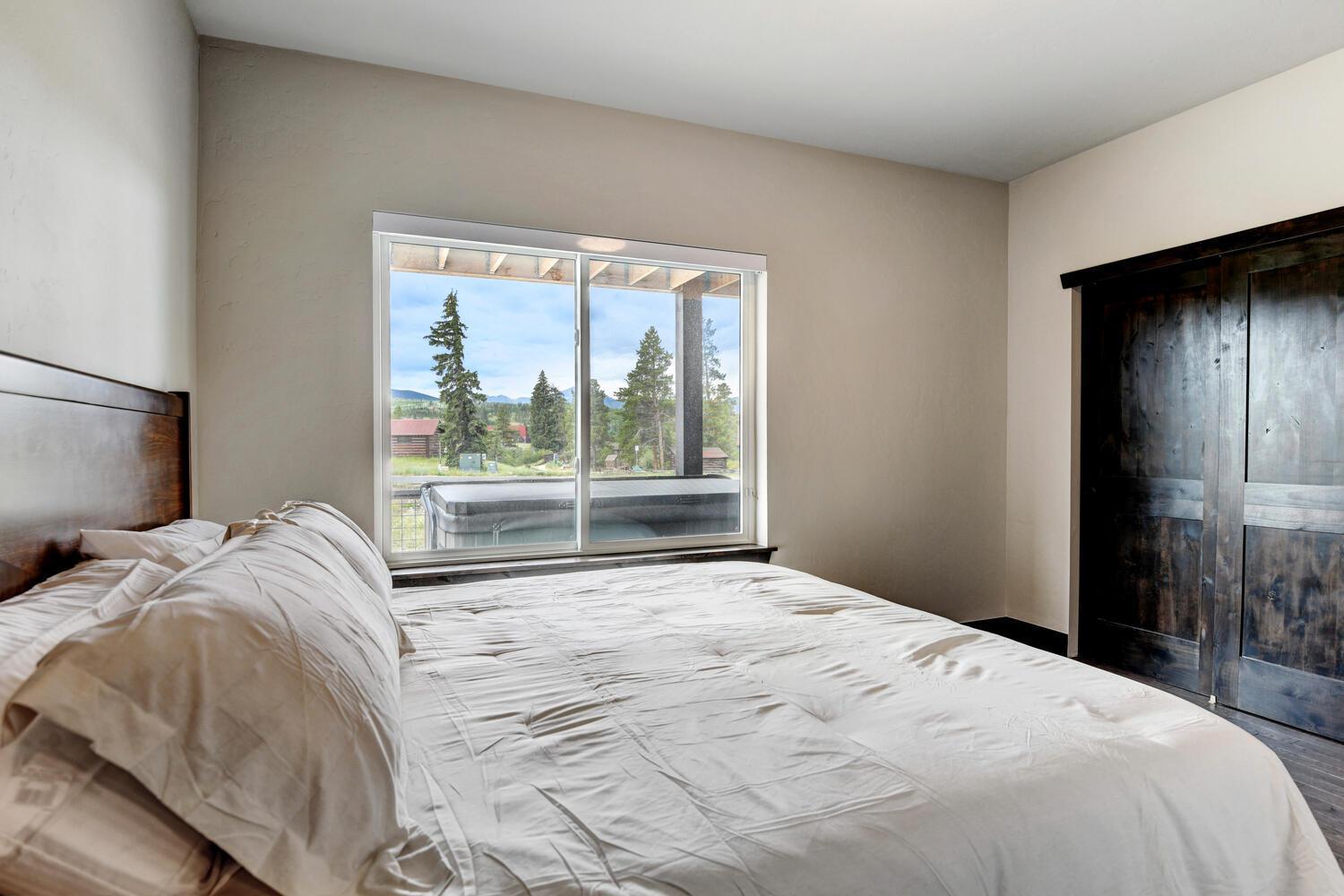 Holiday home New Luxury 57 Great Views Hot Tub Price 500 Dollars In Free Activities Daily Fraser