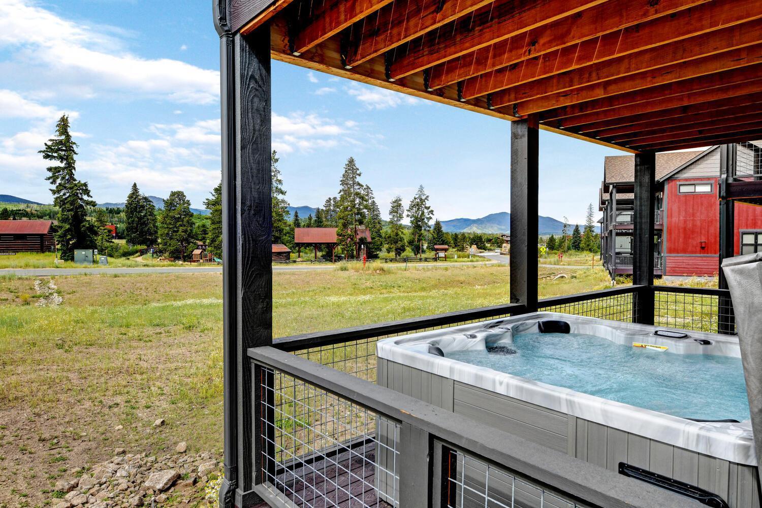 New Luxury 57 Great Views Hot Tub Price 500 Dollars In Free Activities Daily Holiday home Fraser