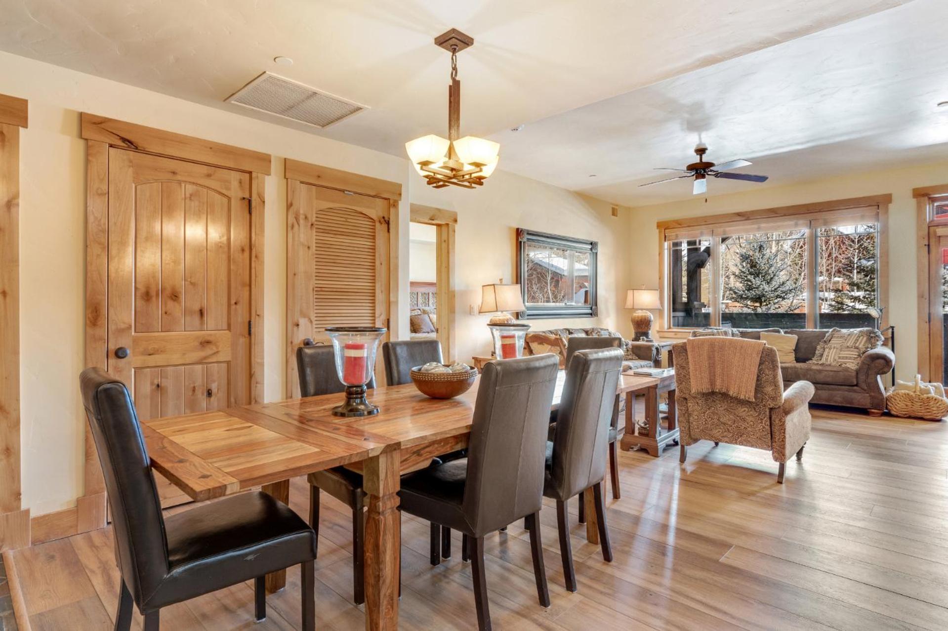 Outdoor Pools And Hot Tubs, Air Conditioning, Washer & Dryer In Unit, Mountain Views Holiday home Steamboat Springs