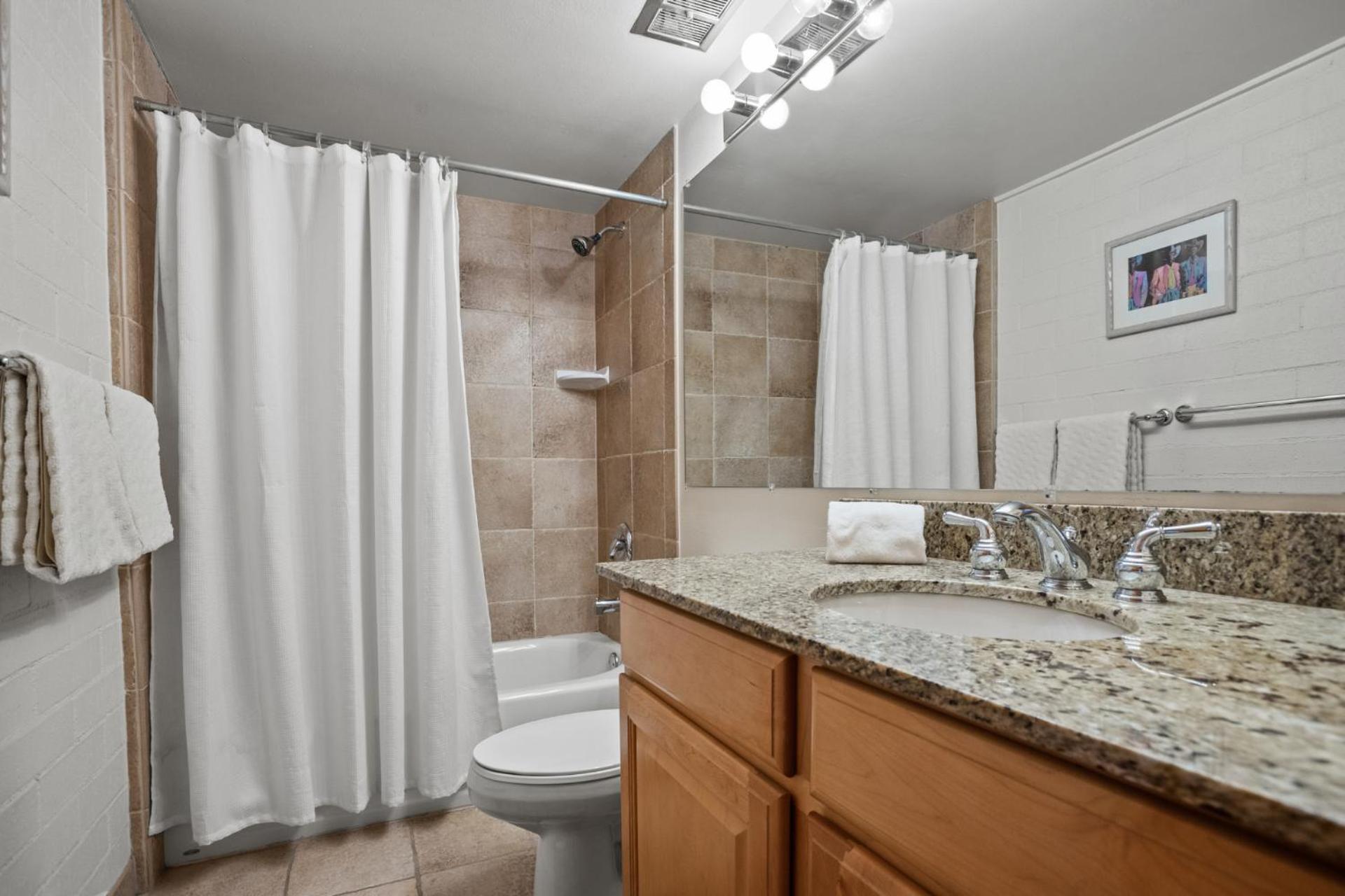 2 Outdoor Hot Tubs, Great Views, Two Bedrooms Loft * Steamboat Springs