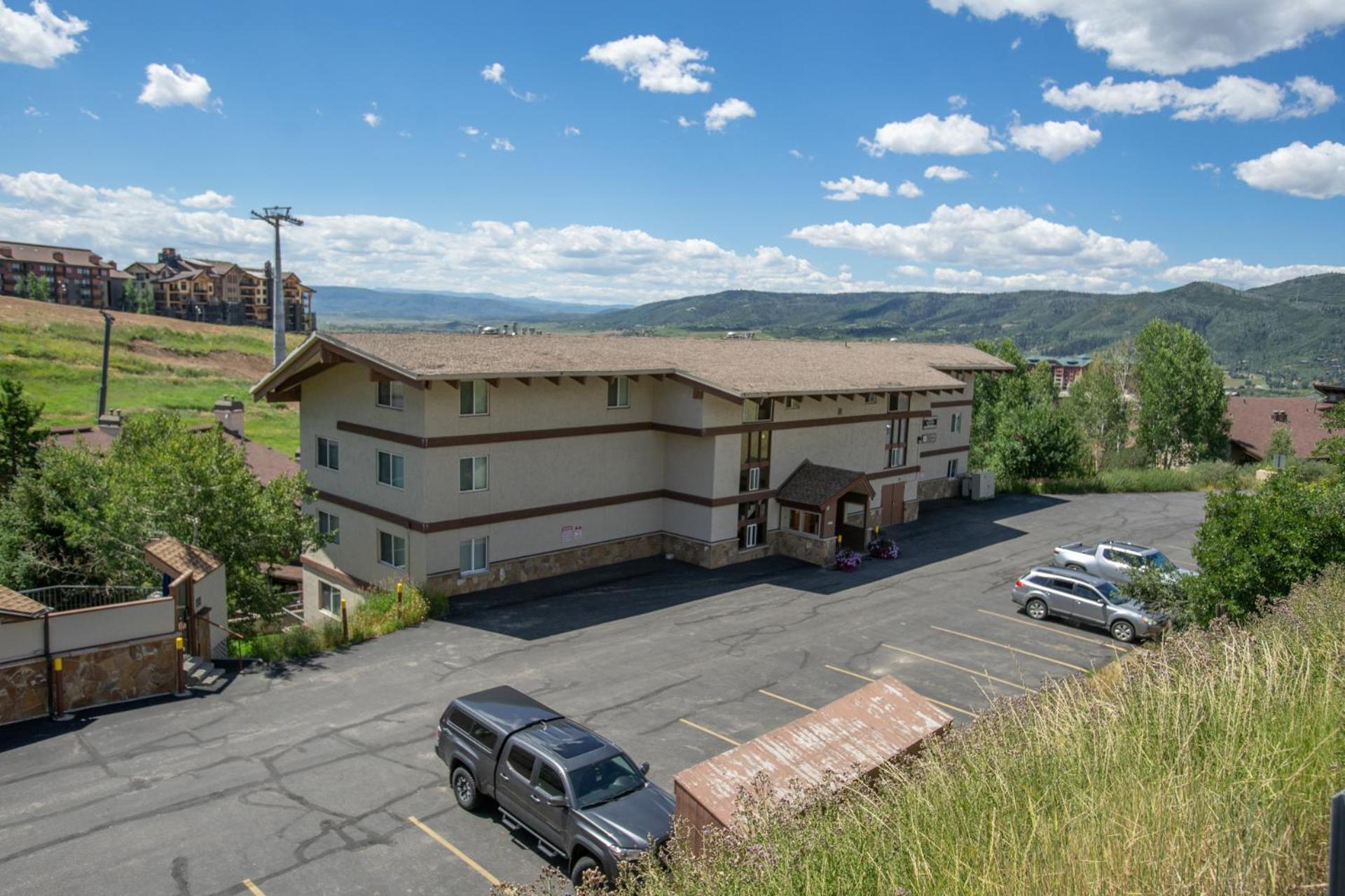 In, Out, Slope Views, California King, Recently Renovated * Steamboat Springs