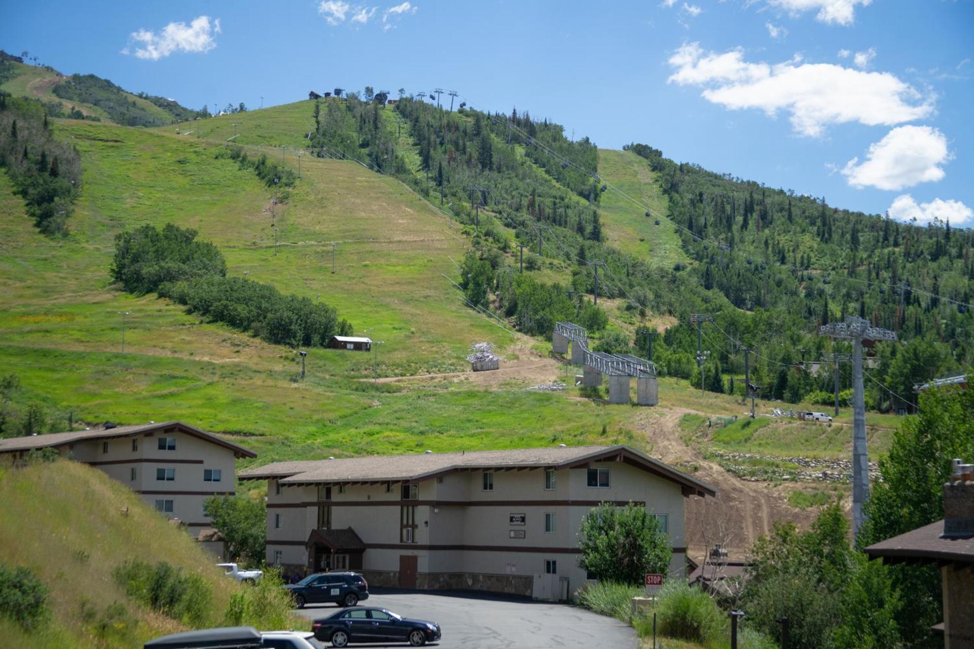 In, Out, Slope Views, California King, Recently Renovated Holiday home Steamboat Springs