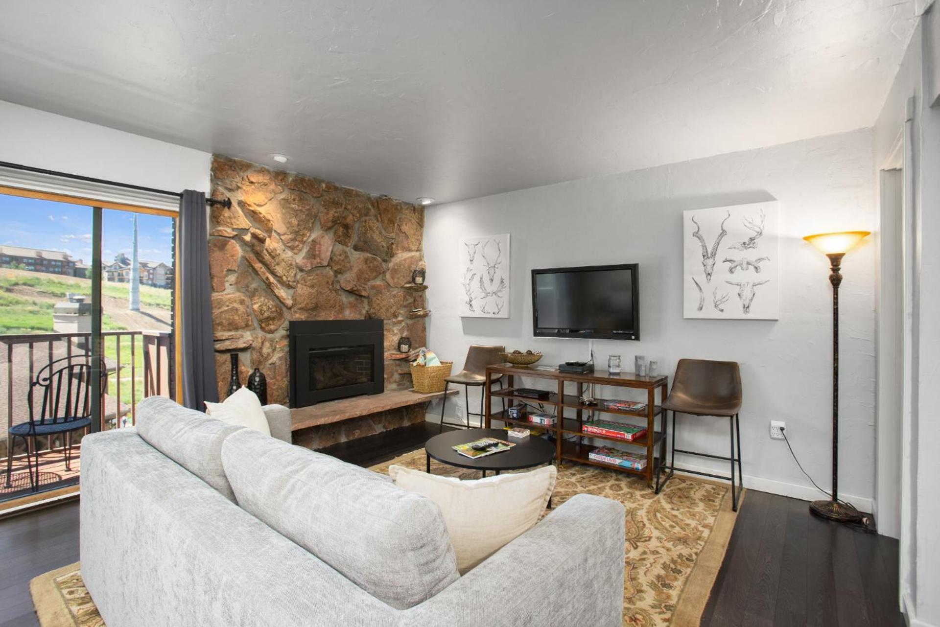 Holiday home In, Out, Slope Views, California King, Recently Renovated
