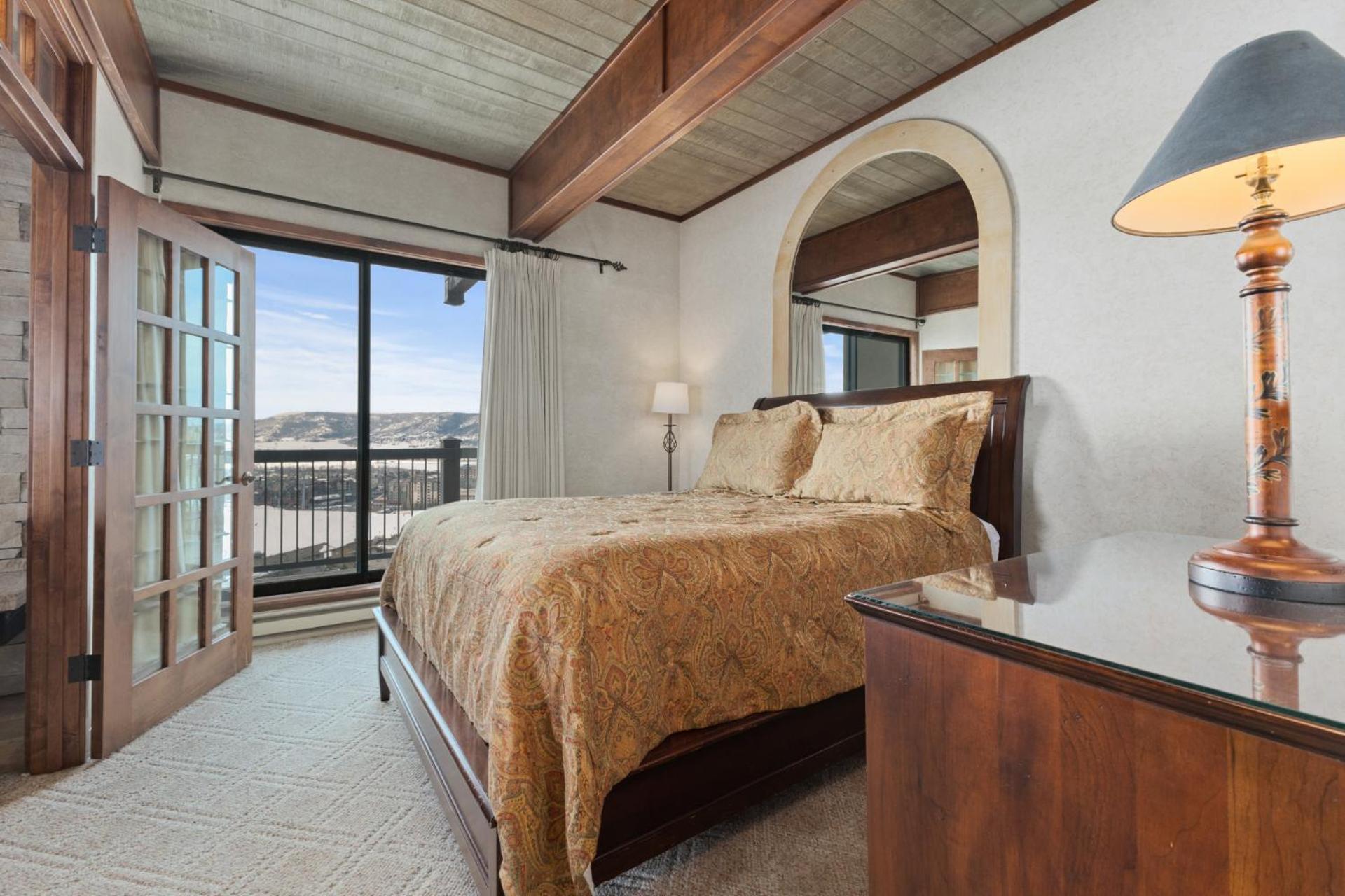 Storm Meadows Club A-219, Corner Unit, Amazing Panoramic Views, In Out, Club Amenities * Steamboat Springs