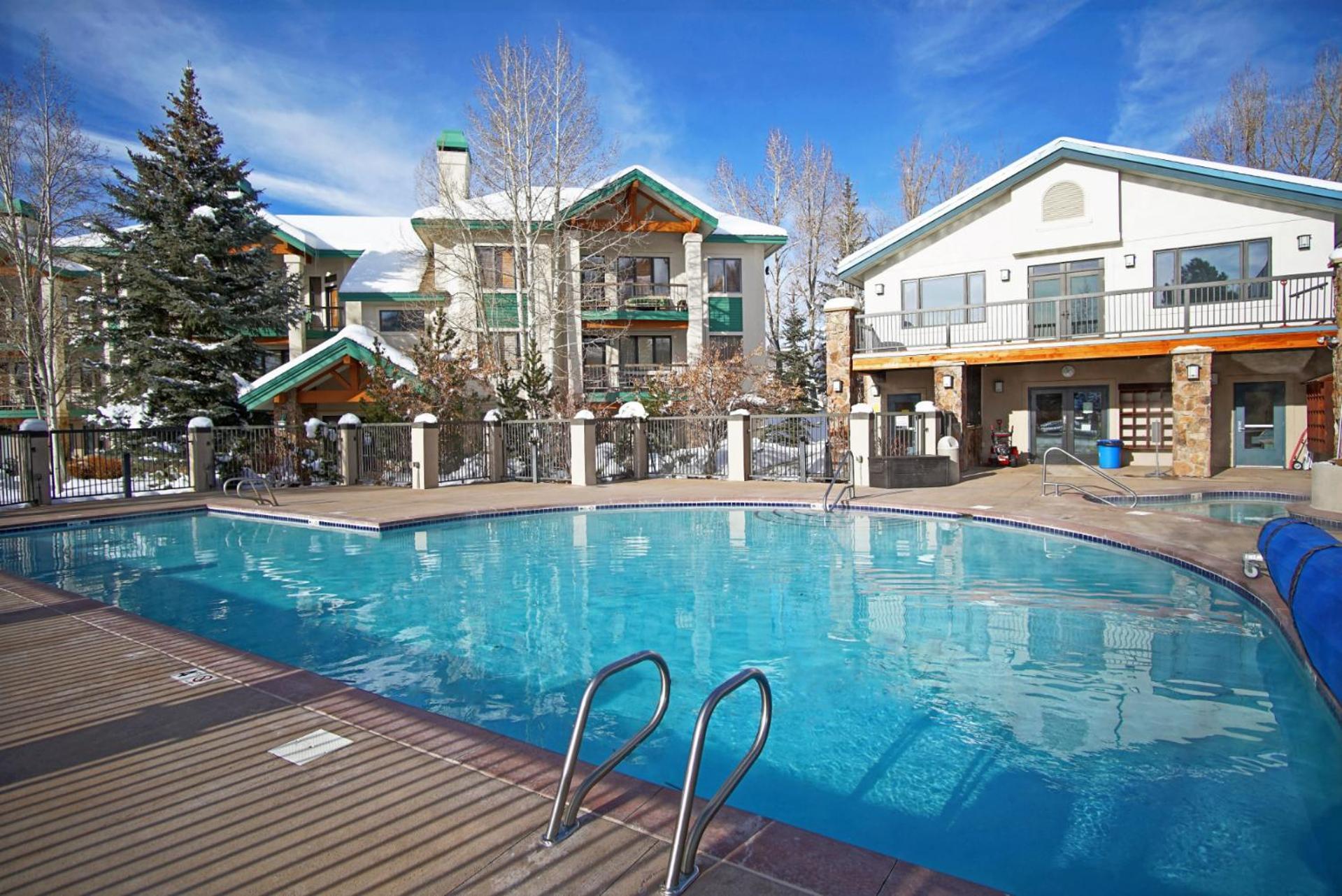 Storm Meadows Club A-219, Corner Unit, Amazing Panoramic Views, In Out, Club Amenities Holiday home Steamboat Springs
