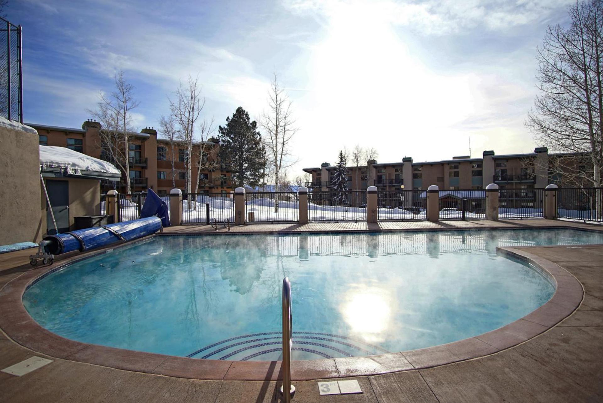 Pool, Hot Tub, In Out Studio, King Bed