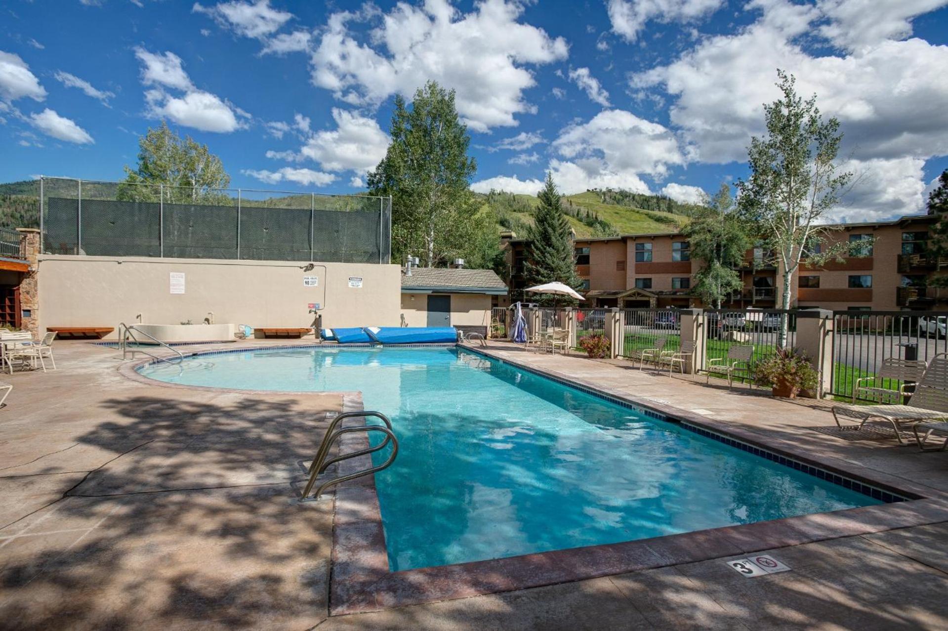 Holiday home Pool, Hot Tub, In Out Studio, King Bed Steamboat Springs