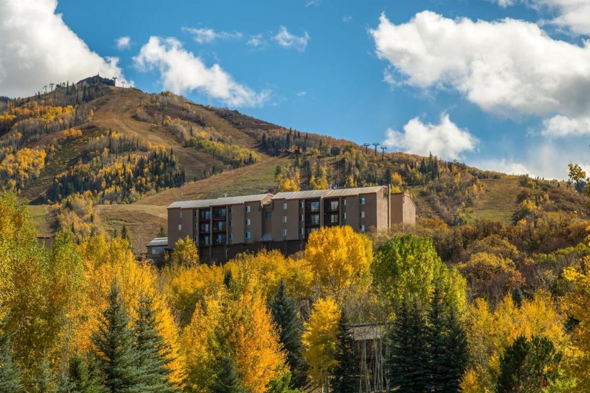 Hot Tub, Great Mountain Views, 3 Bedroom Loft * Steamboat Springs