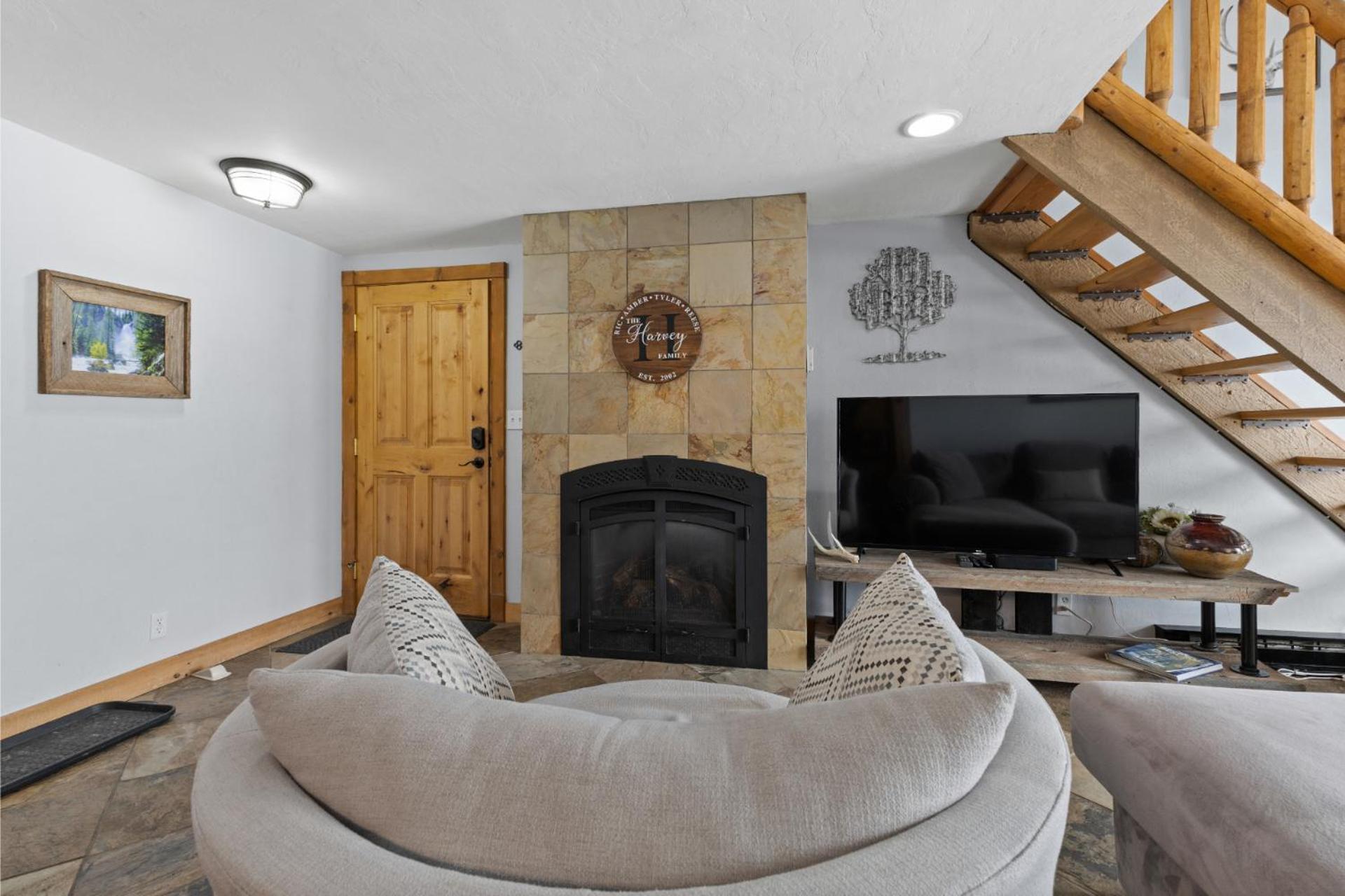 Holiday home Hot Tub, Great Mountain Views, 3 Bedroom Loft *
