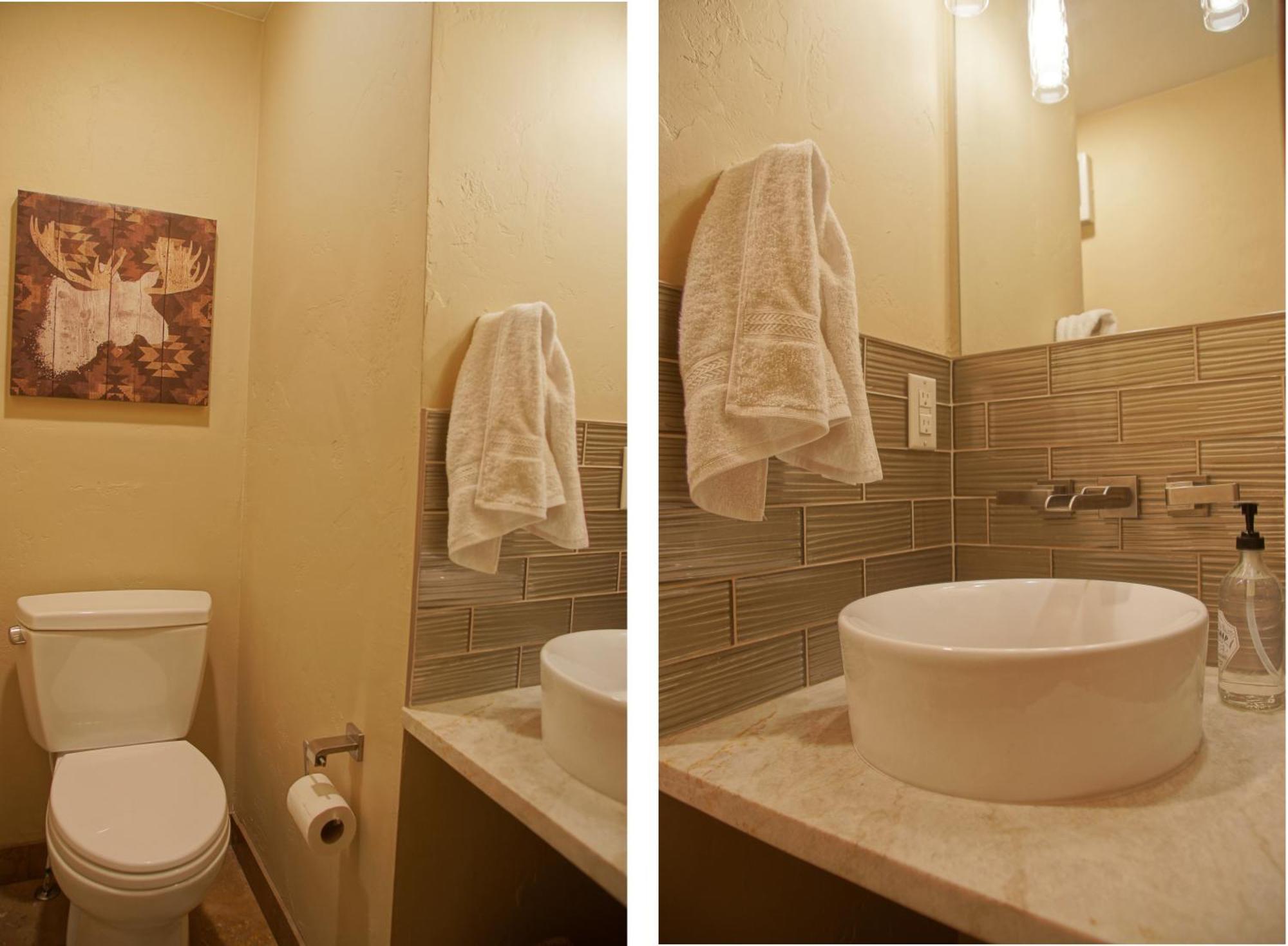 Holiday home Heated Pool & Hot Tub, Walk To Slopes, Ground Level Unit