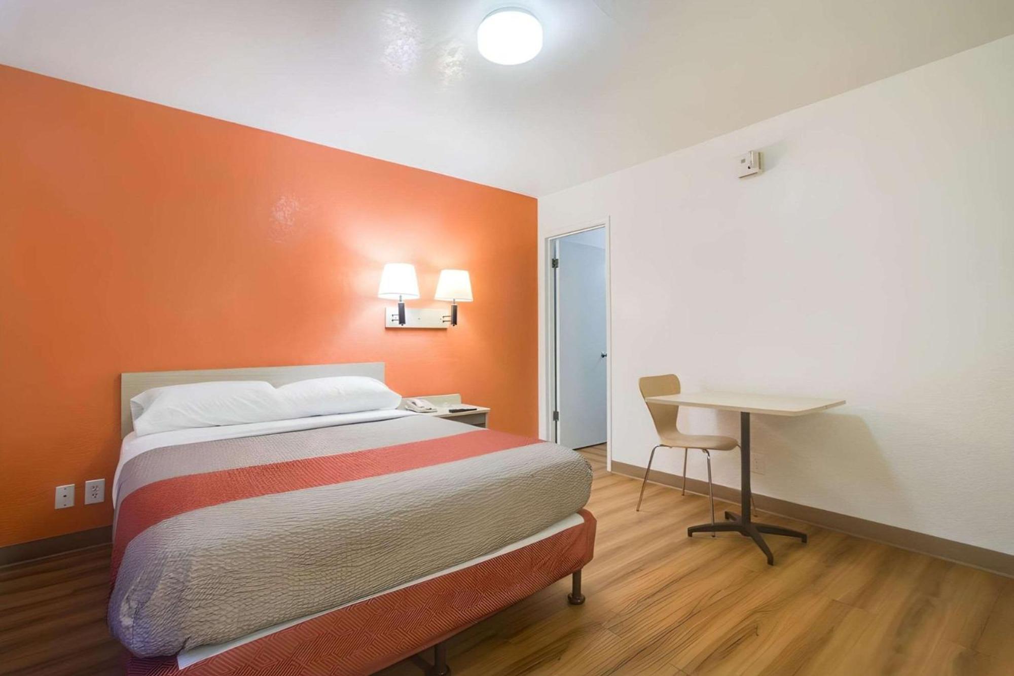 Inn Park By Radisson, Lakewood