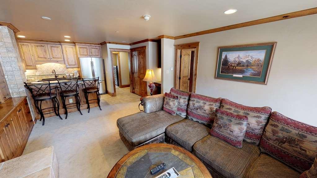 Manor * Vail