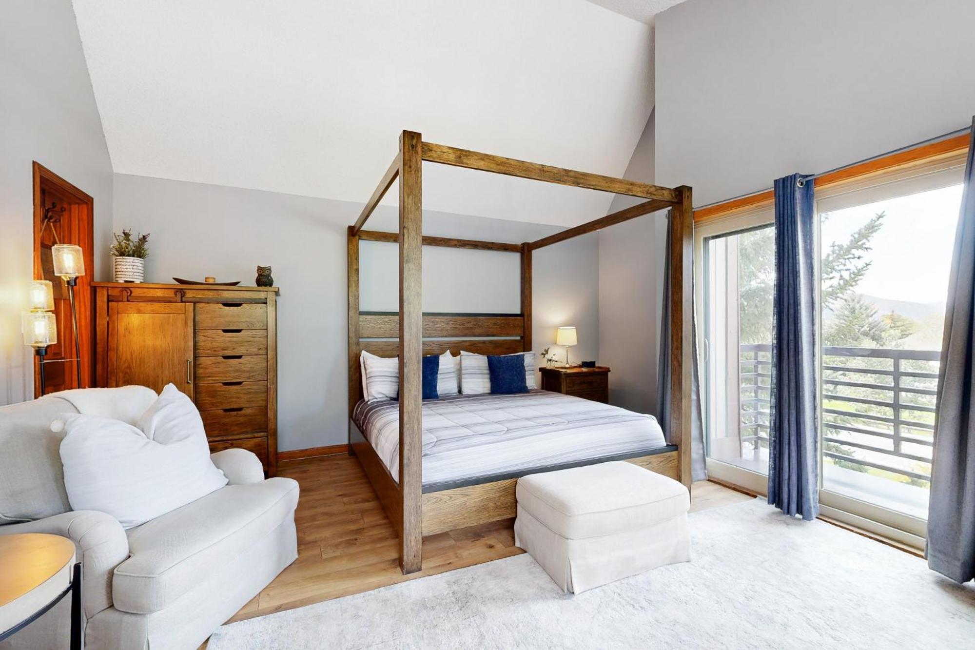 Lakeview Townhome Unit A5 Holiday home Avon