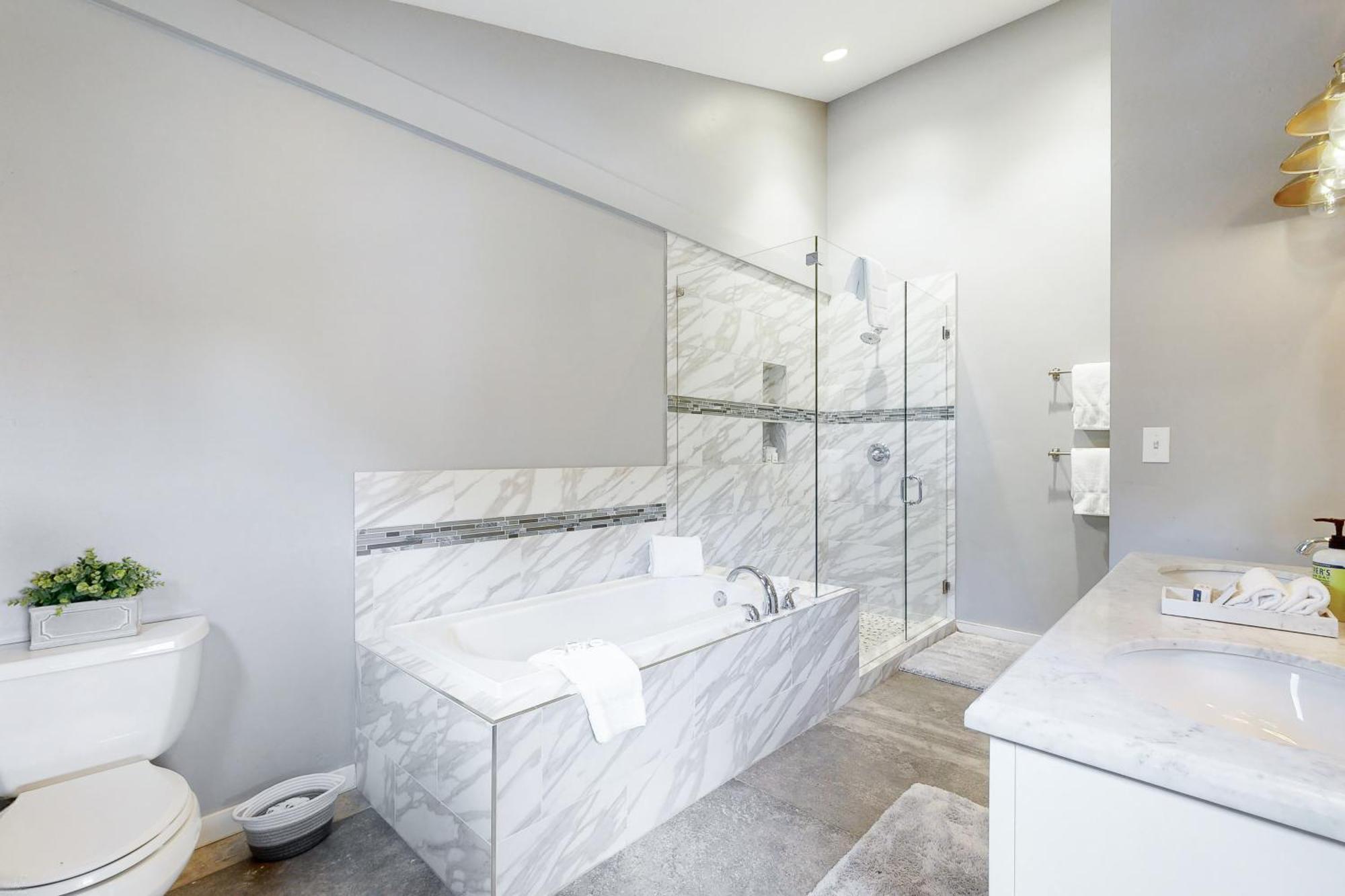 Holiday home Lakeview Townhome Unit A5