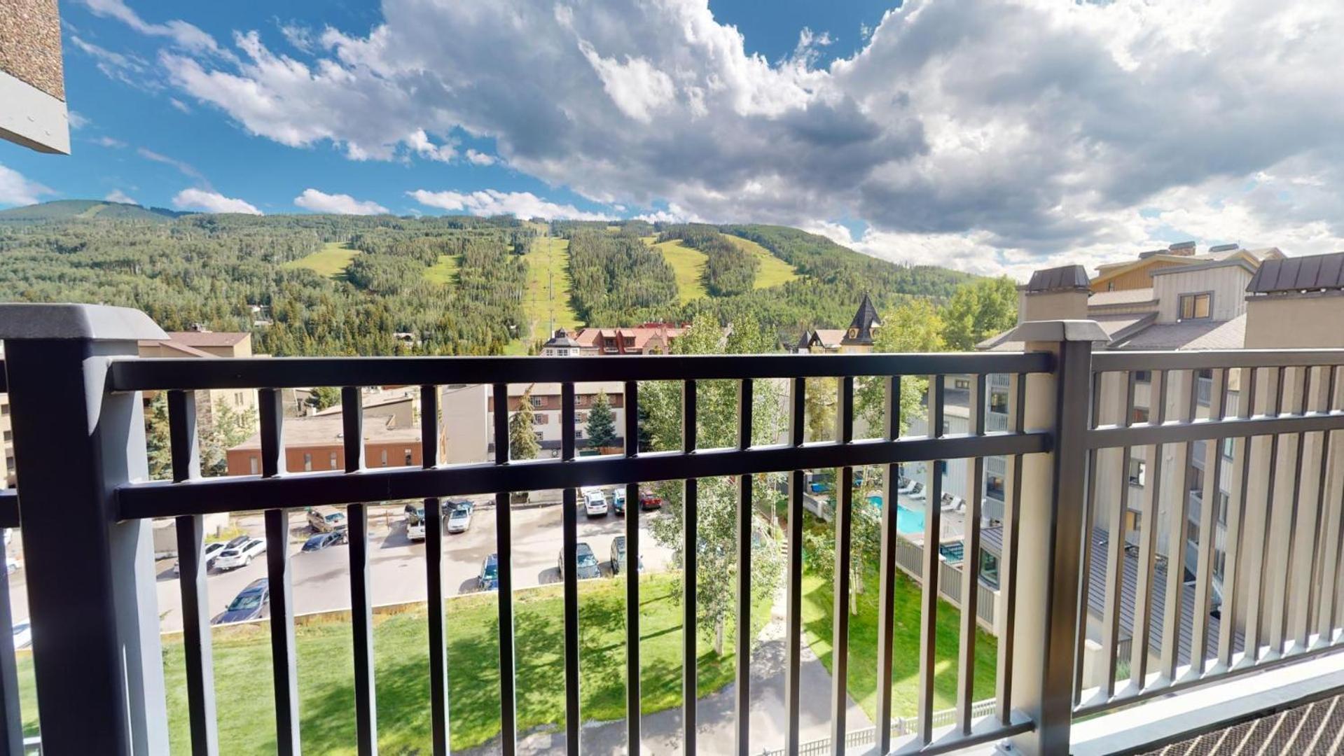 Aparthotel Vantage Point - Coraltree Collection