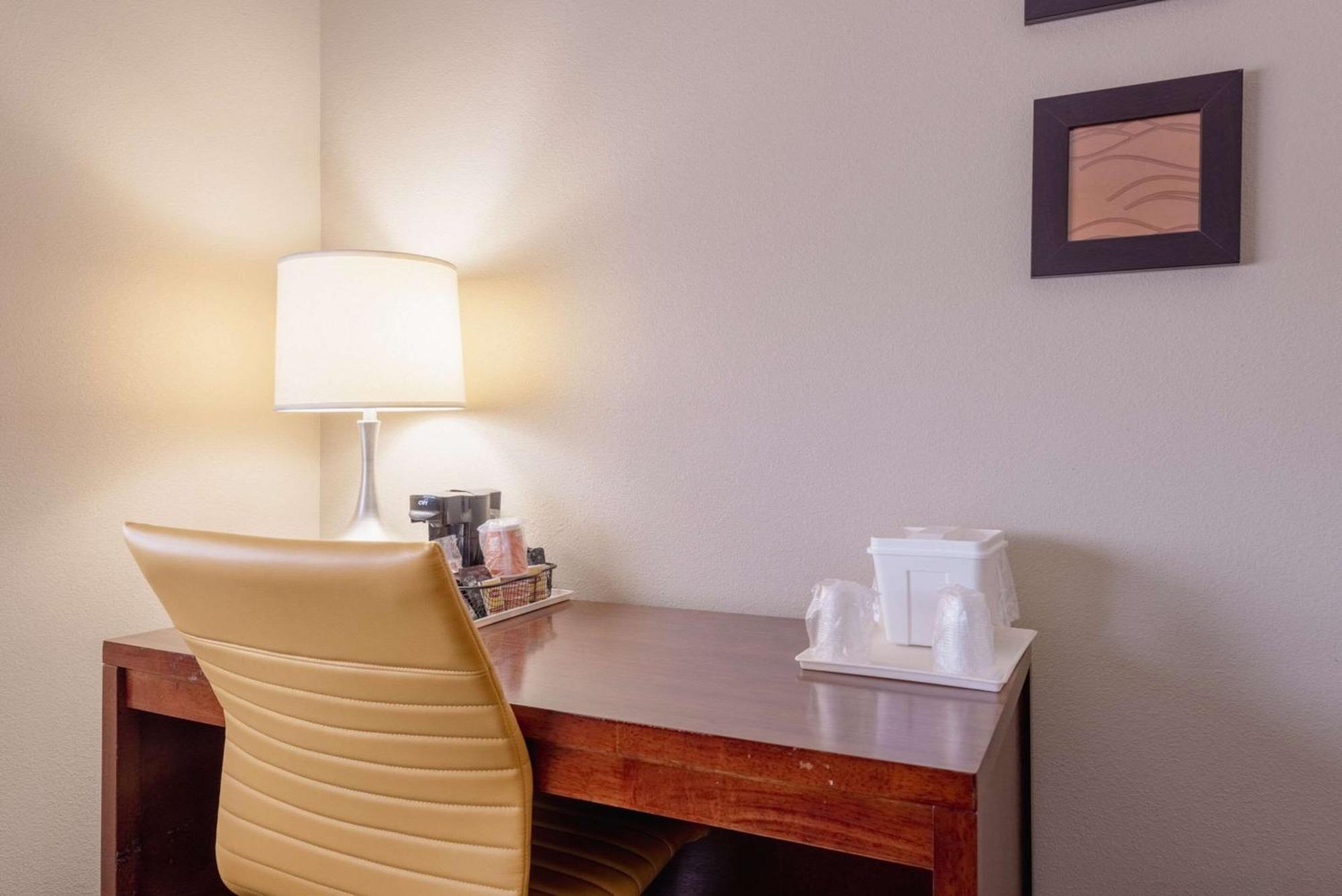 Hotel Comfort &