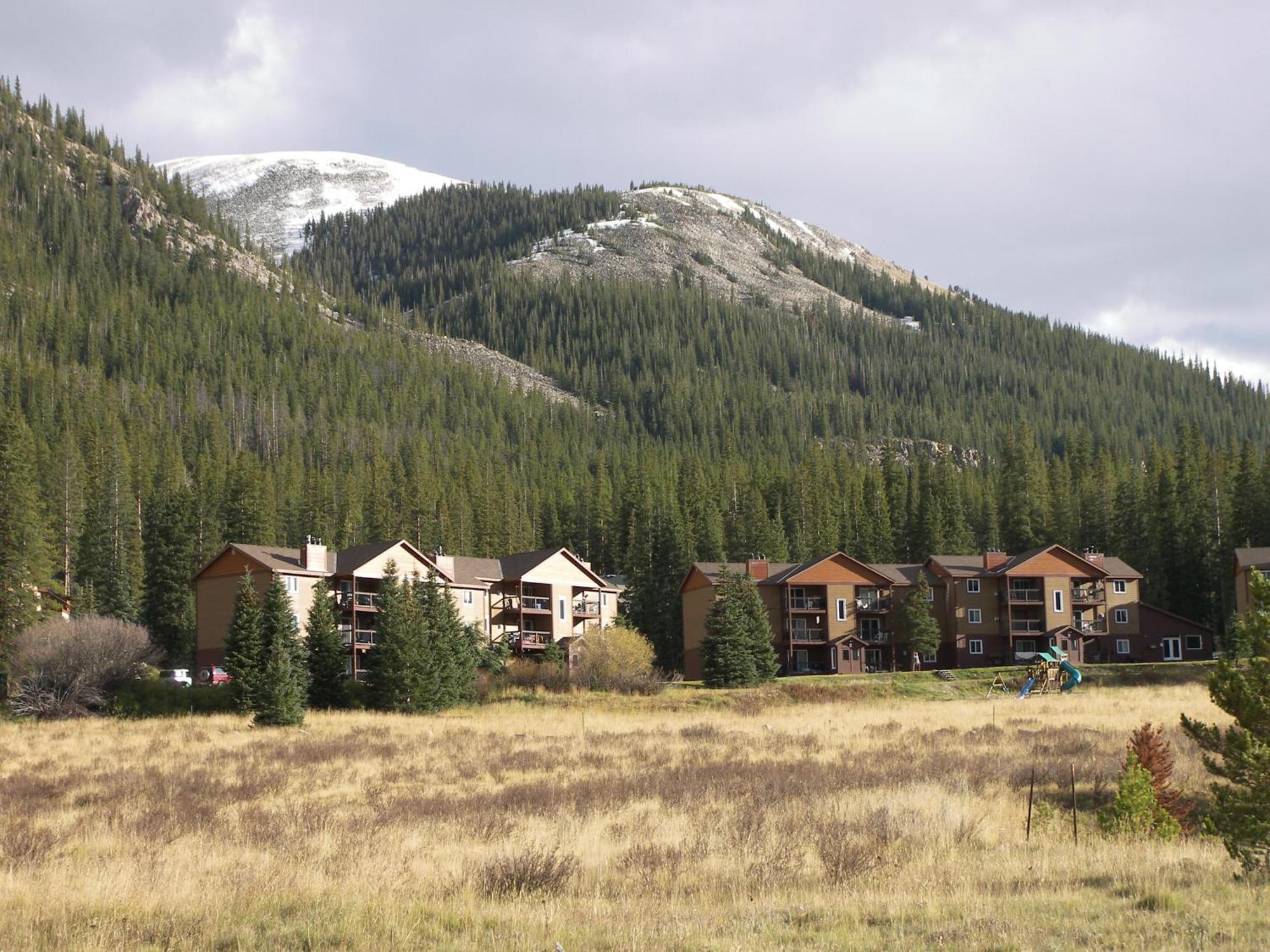 3 Bed 2 Bath Brcr Apartment *