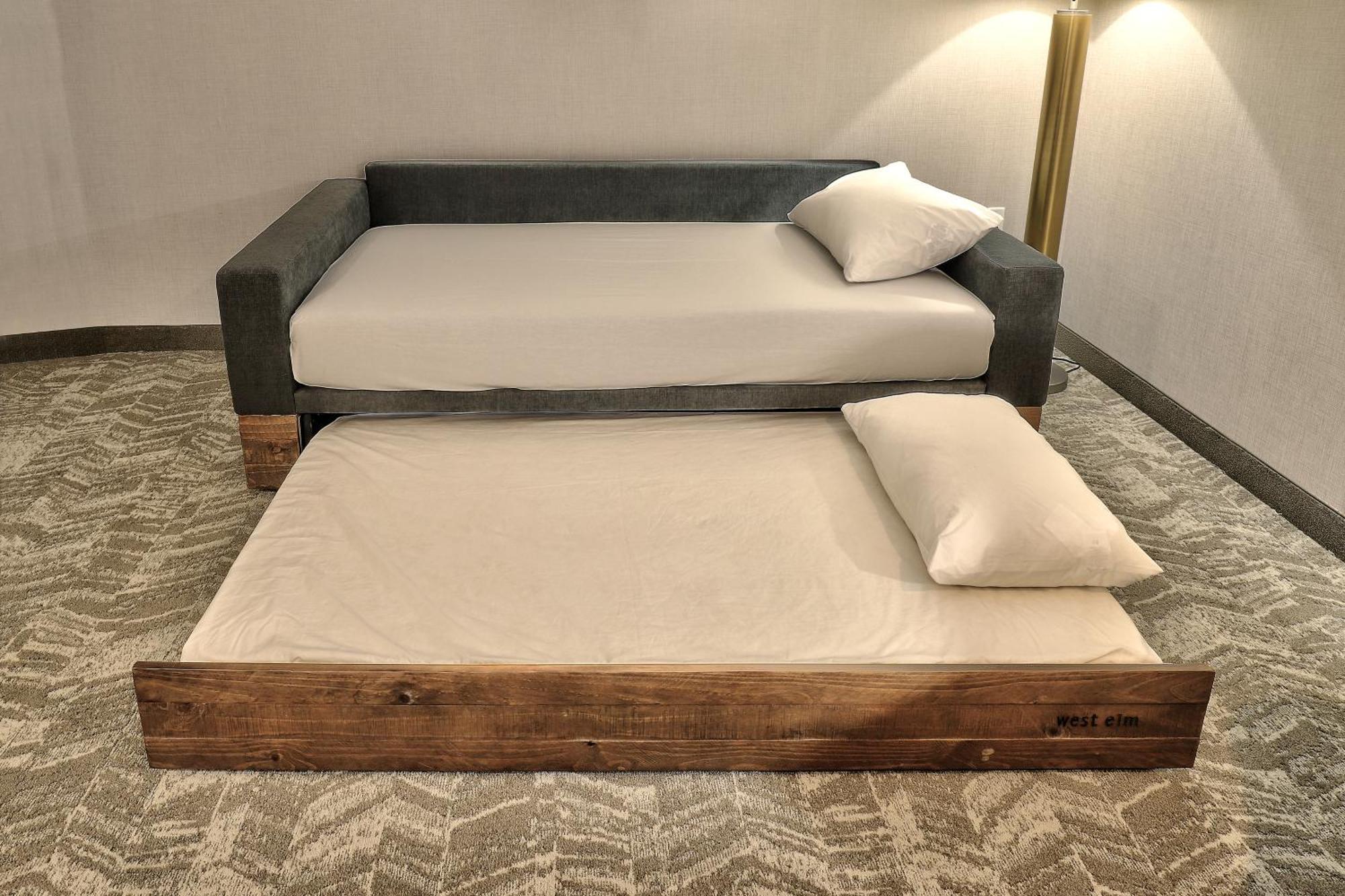 Springhill Hotel 3*