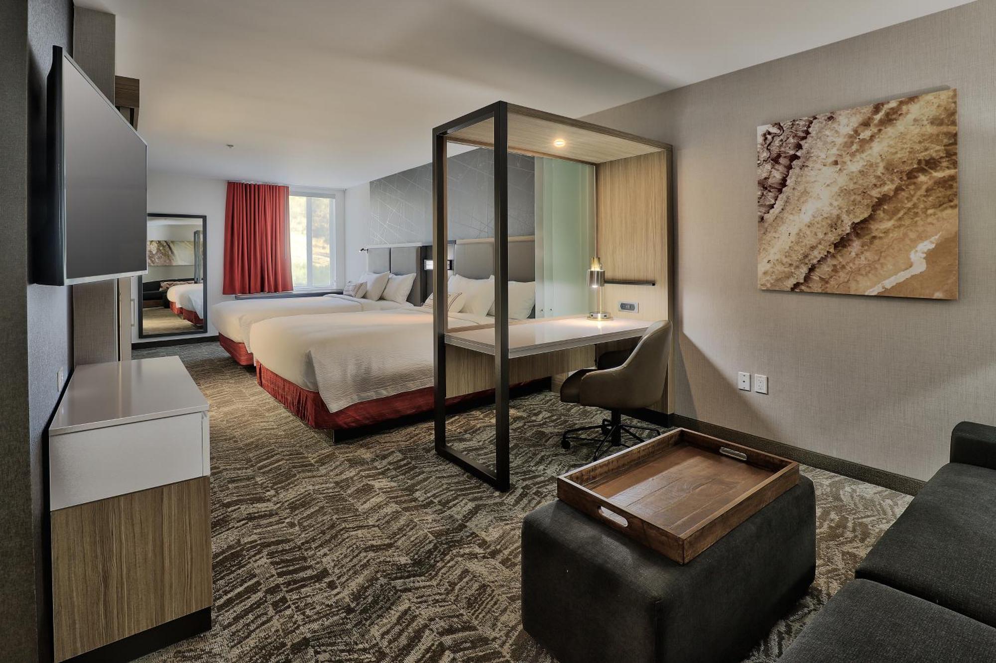 Hotel Springhill 3*