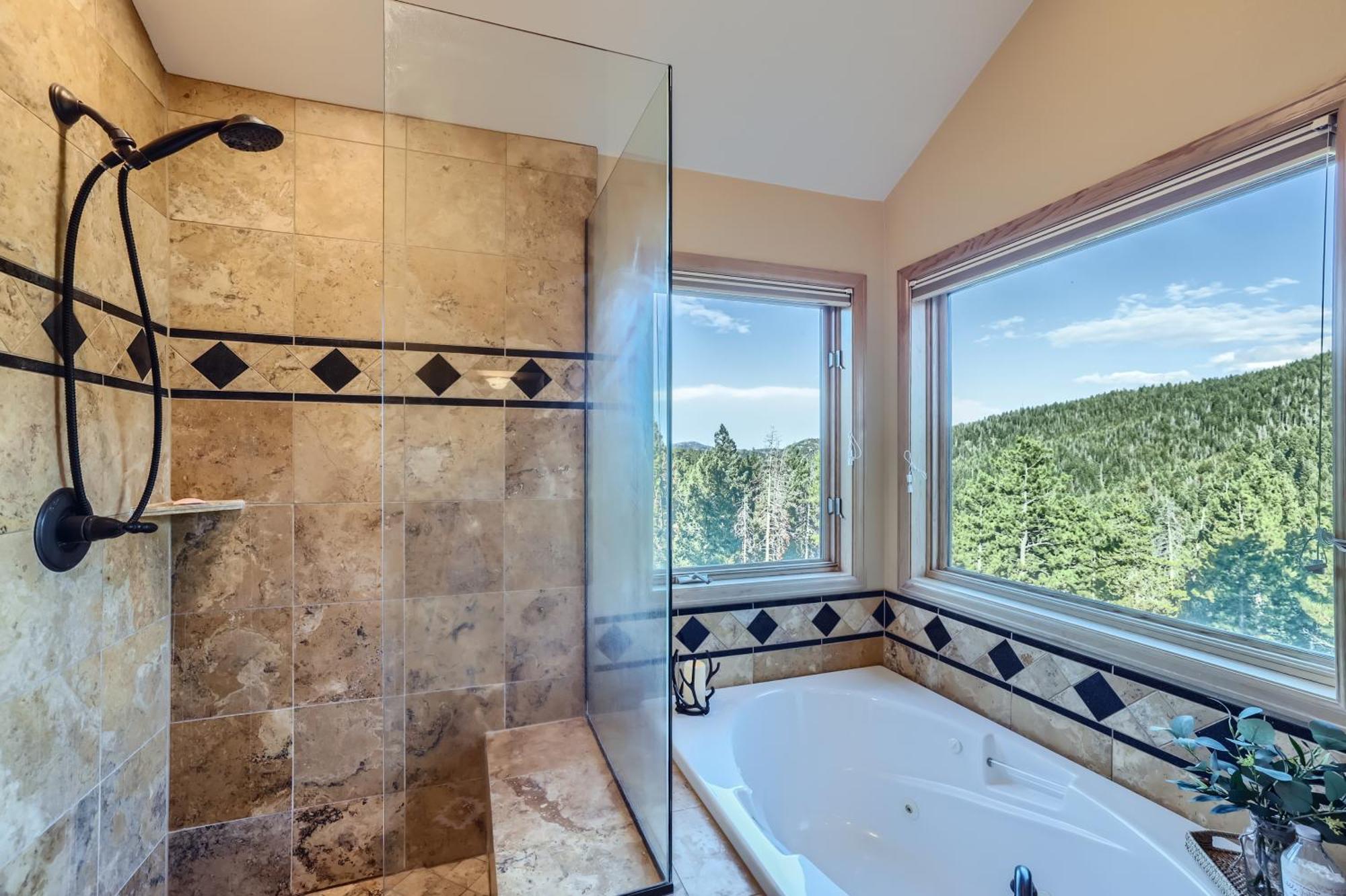 Holiday home Secluded Mountain Sanctuary 4br Family Friendly *