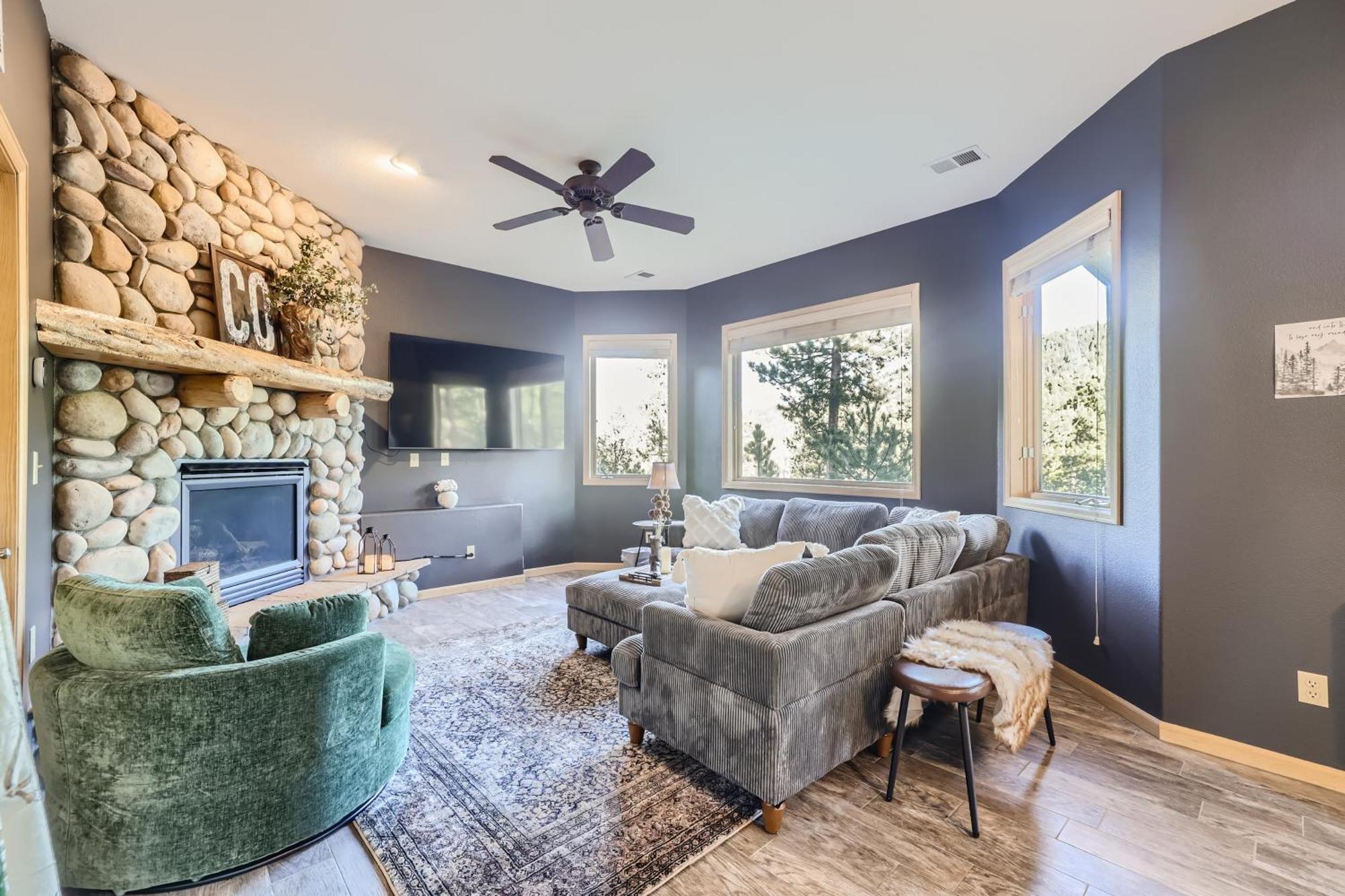 Holiday home Secluded Mountain Sanctuary 4br Family Friendly *