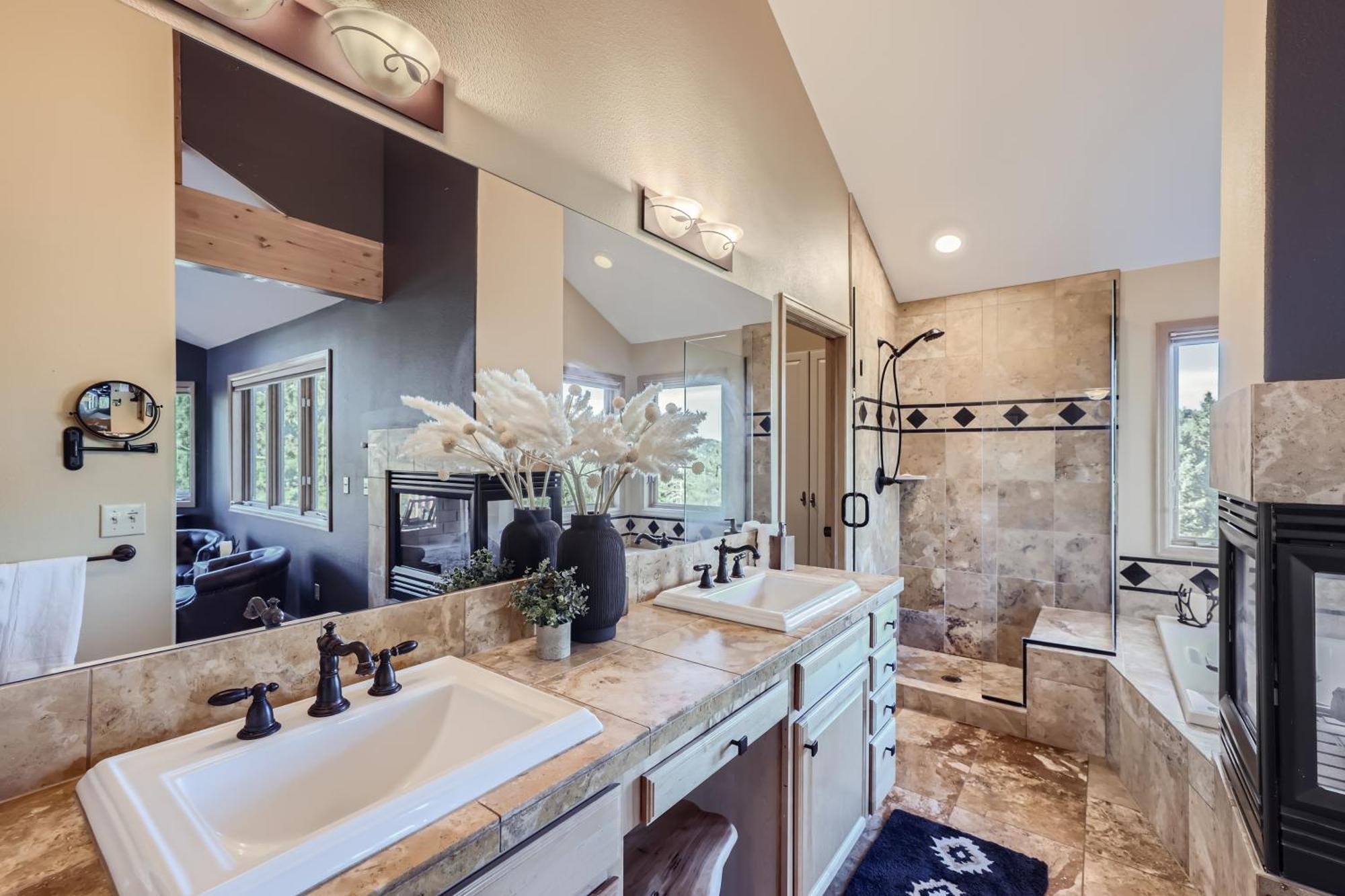 Secluded Mountain Sanctuary 4br Family Friendly