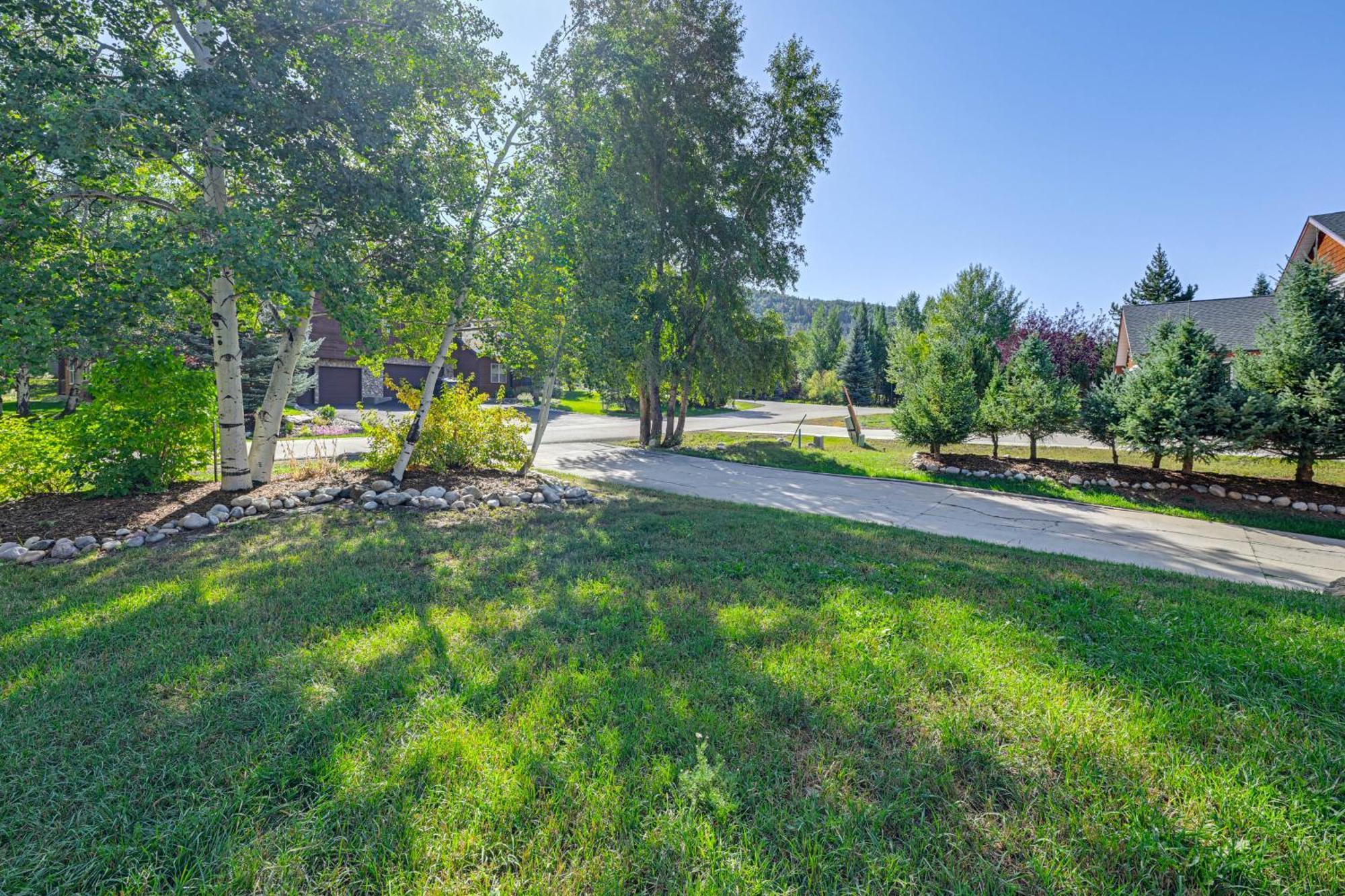 Holiday home Duplex In Quiet Family Neighborhood 1 Mi To Skiing