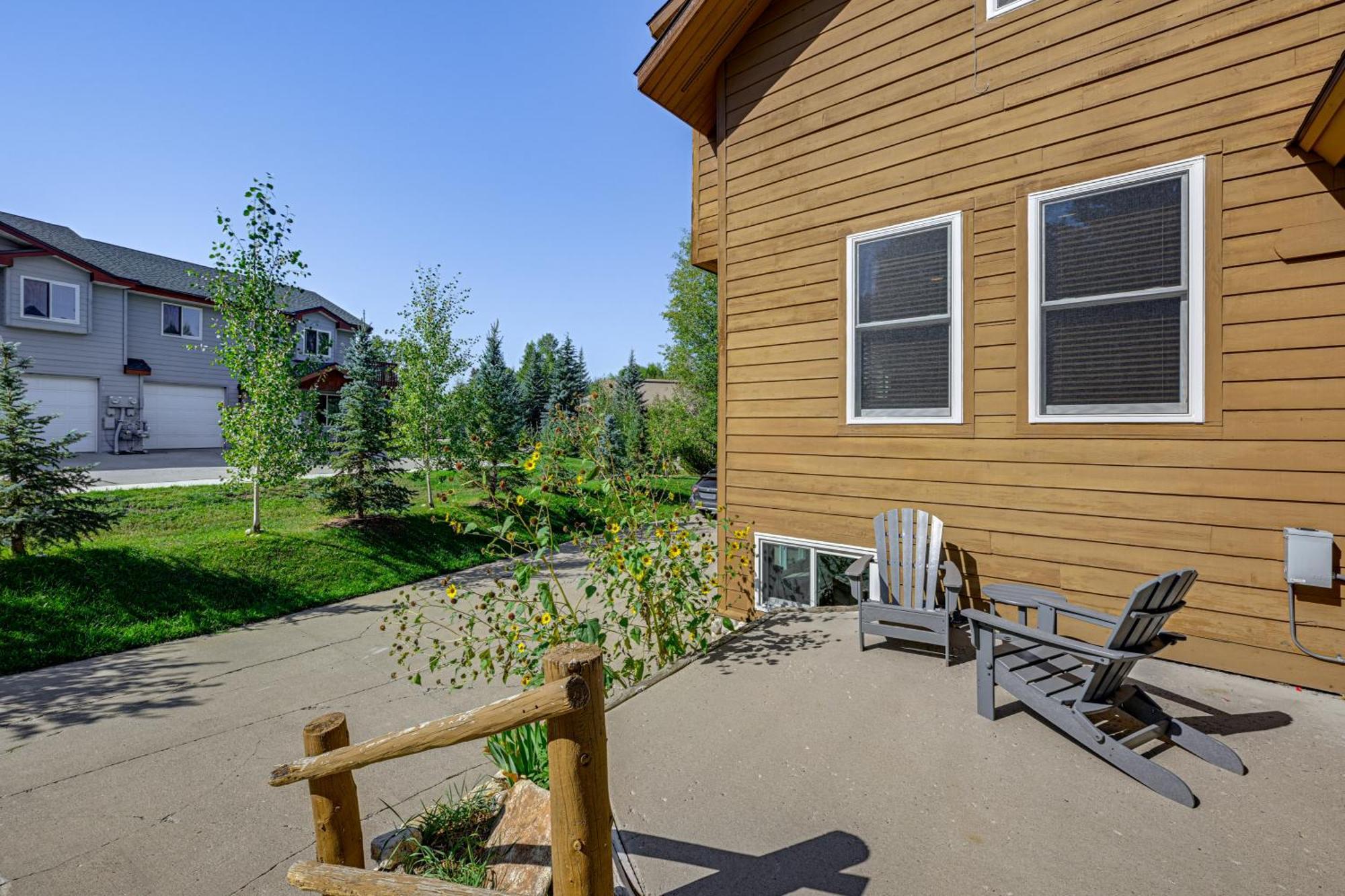 Holiday home Duplex In Quiet Family Neighborhood 1 Mi To Skiing *