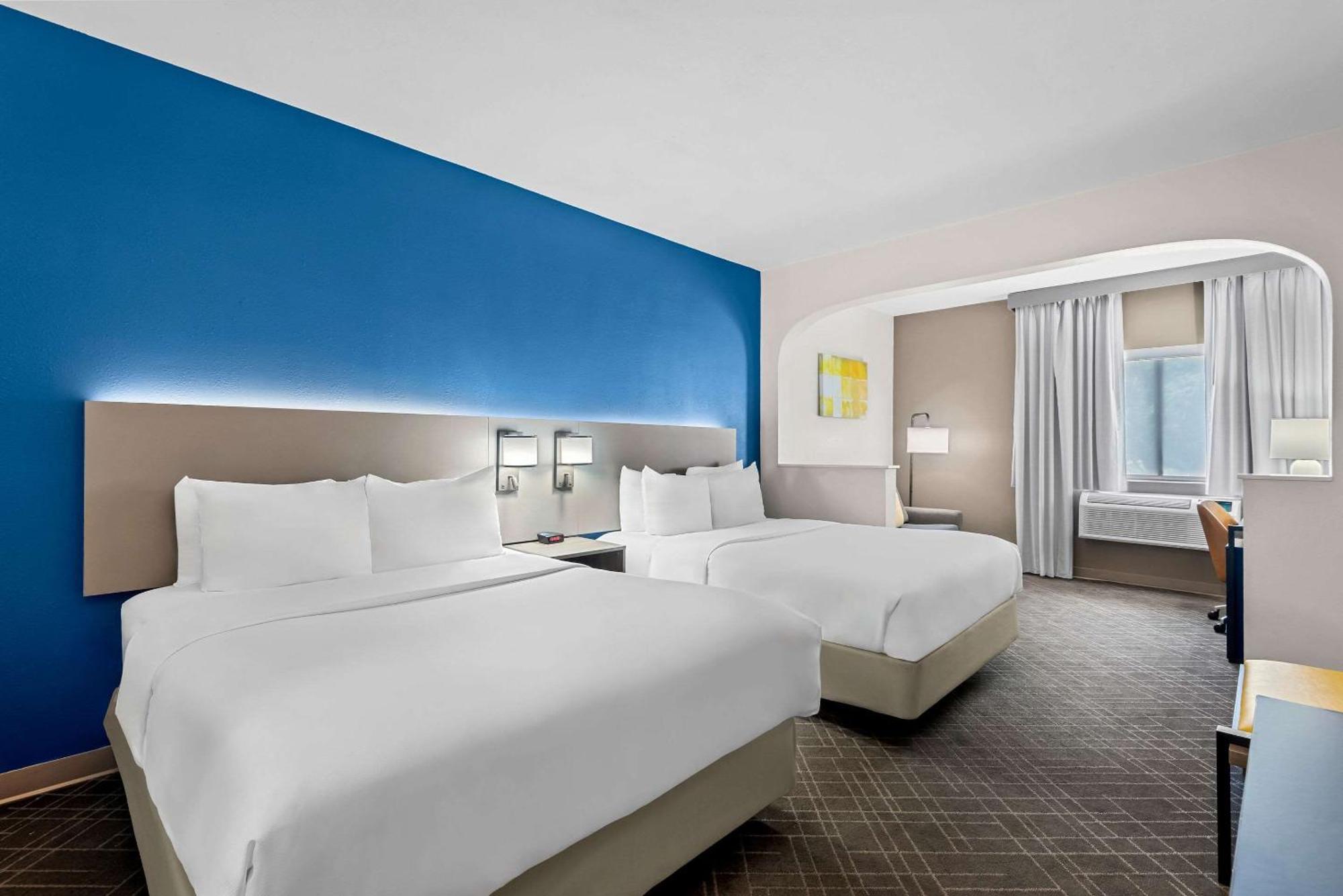 Comfort Denver North - Hotel 3*