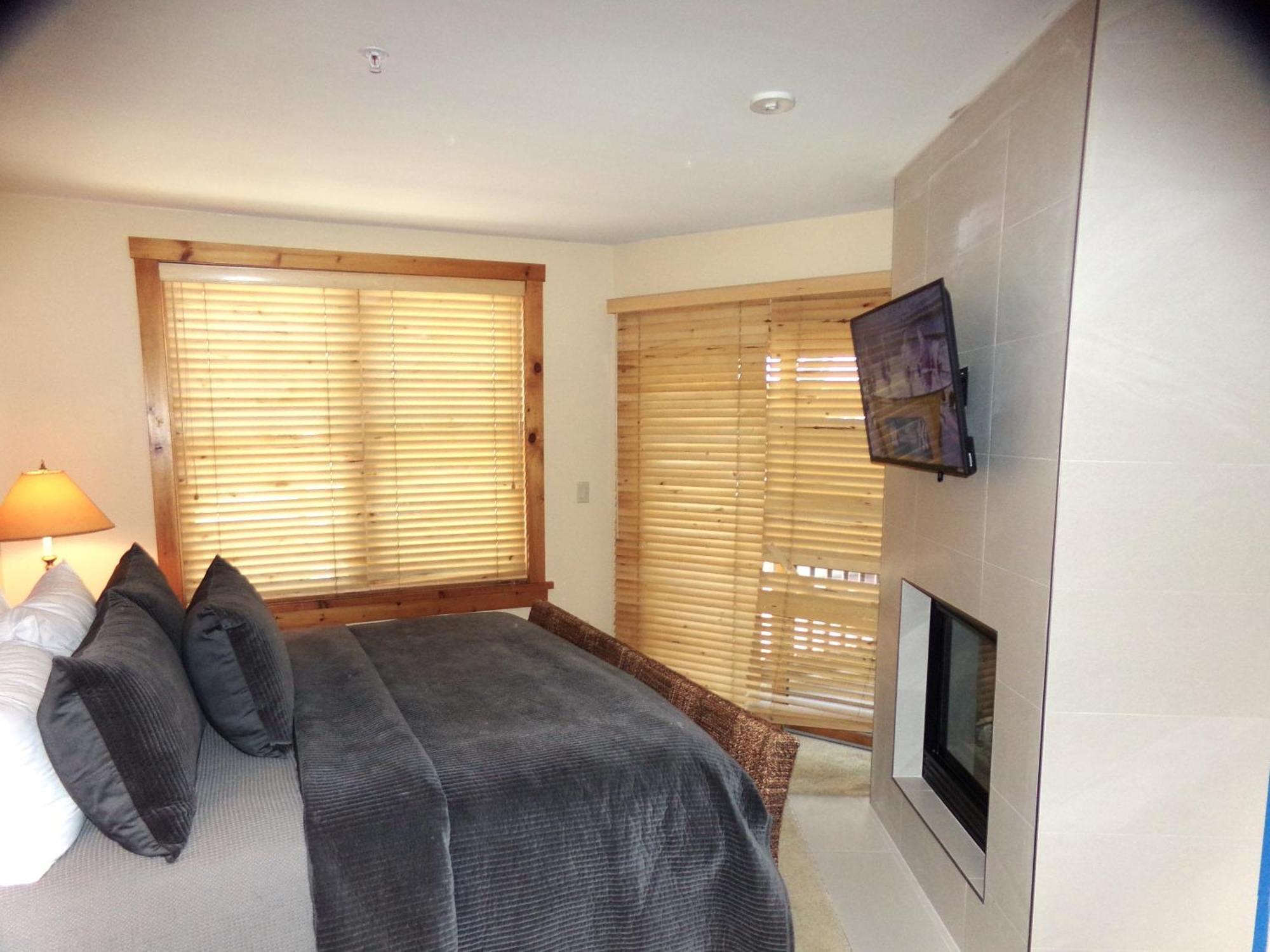 Apartment Buffalo 2 Bed 2 Ba Blcd2 Keystone