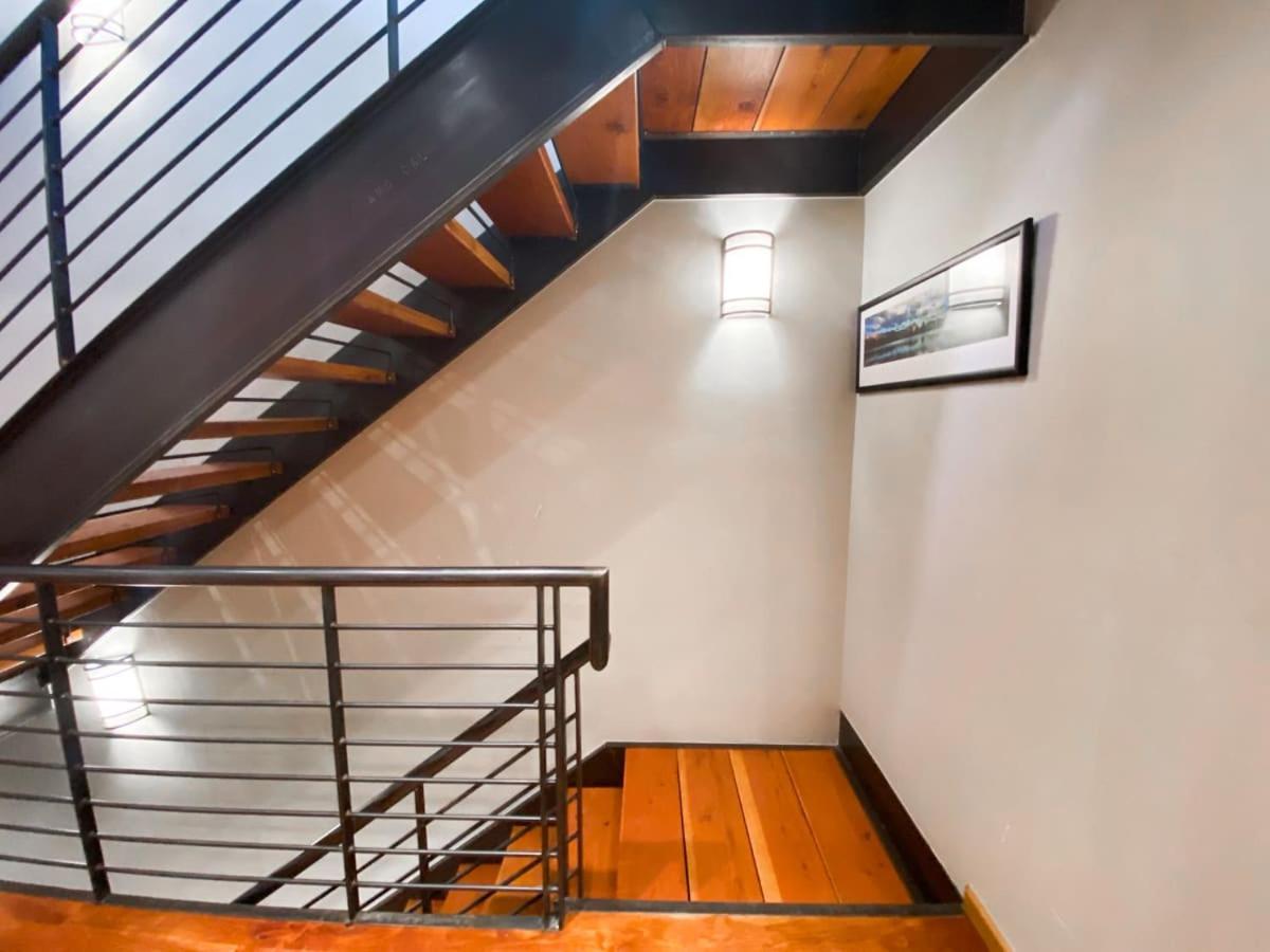 3br 3 1 2ba Center Of Everything New Listing On Our New Telluride