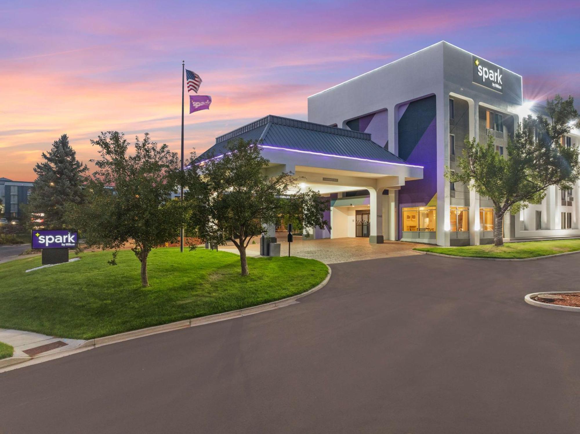Hotel Spark By Hilton I 25