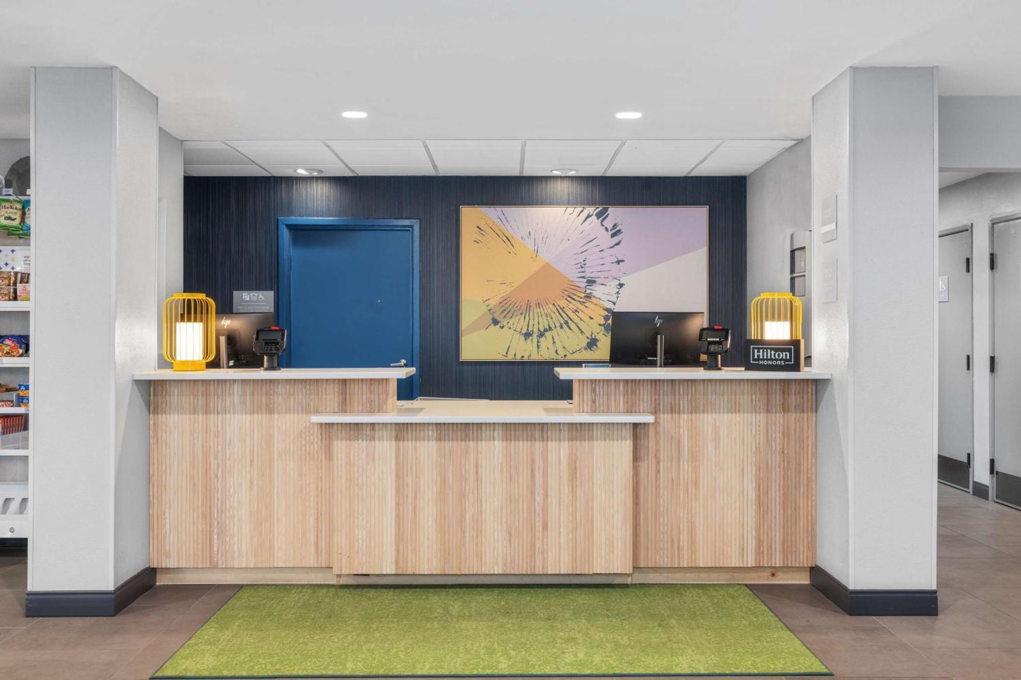Spark By Hilton I 25 Colorado Springs