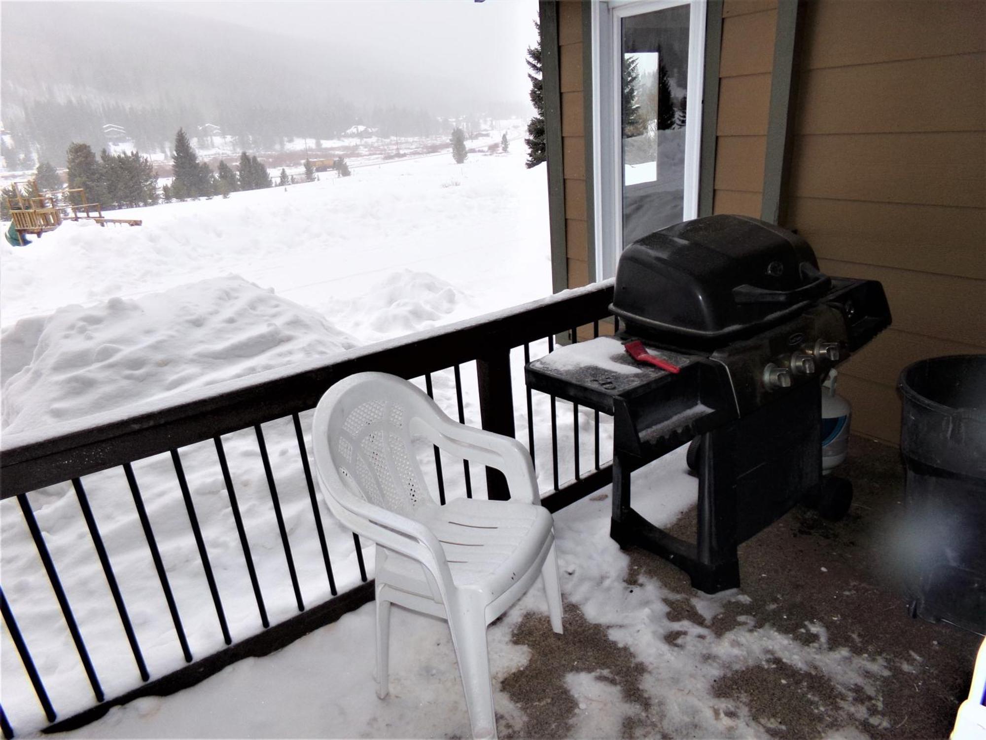 3 Bed 2 Bath Brcr Apartment