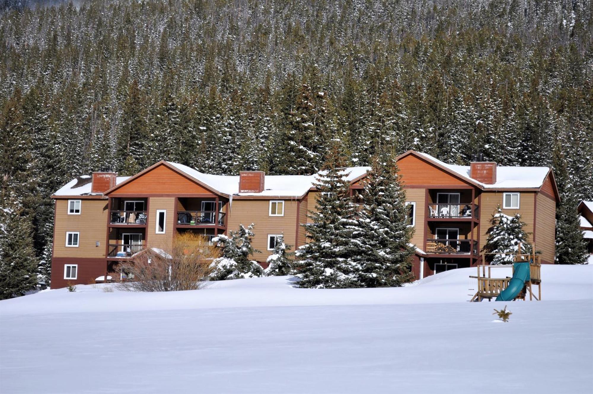 Apartment 3 Bed 2 Bath Brcr *