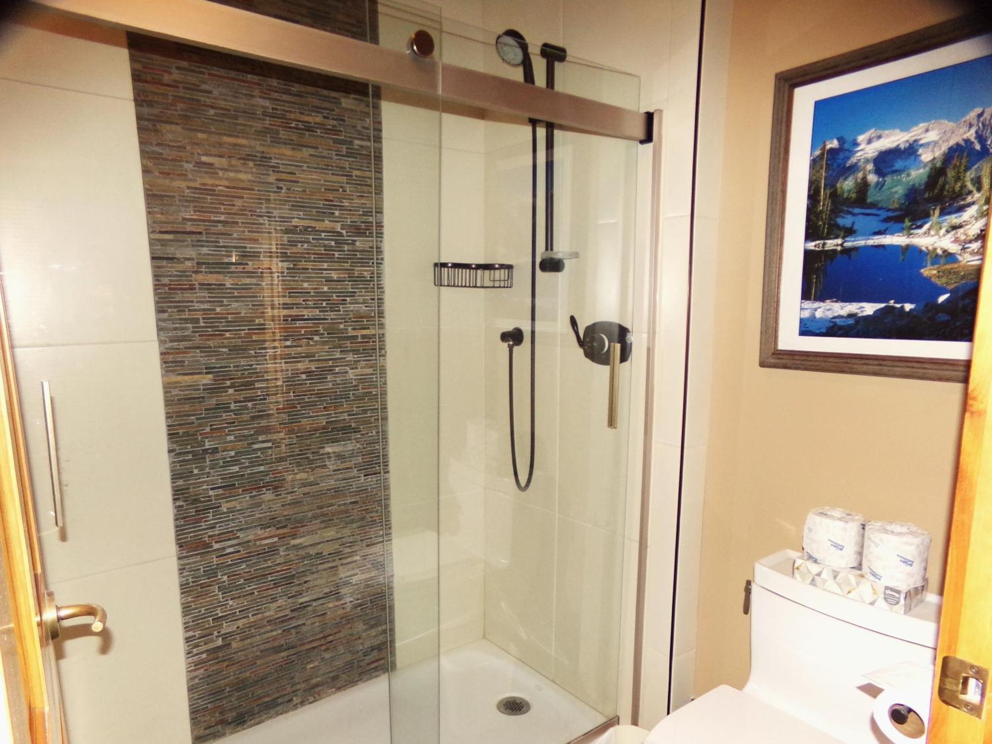 Buffalo 2 Bed 2 Ba Blcd2 Apartment